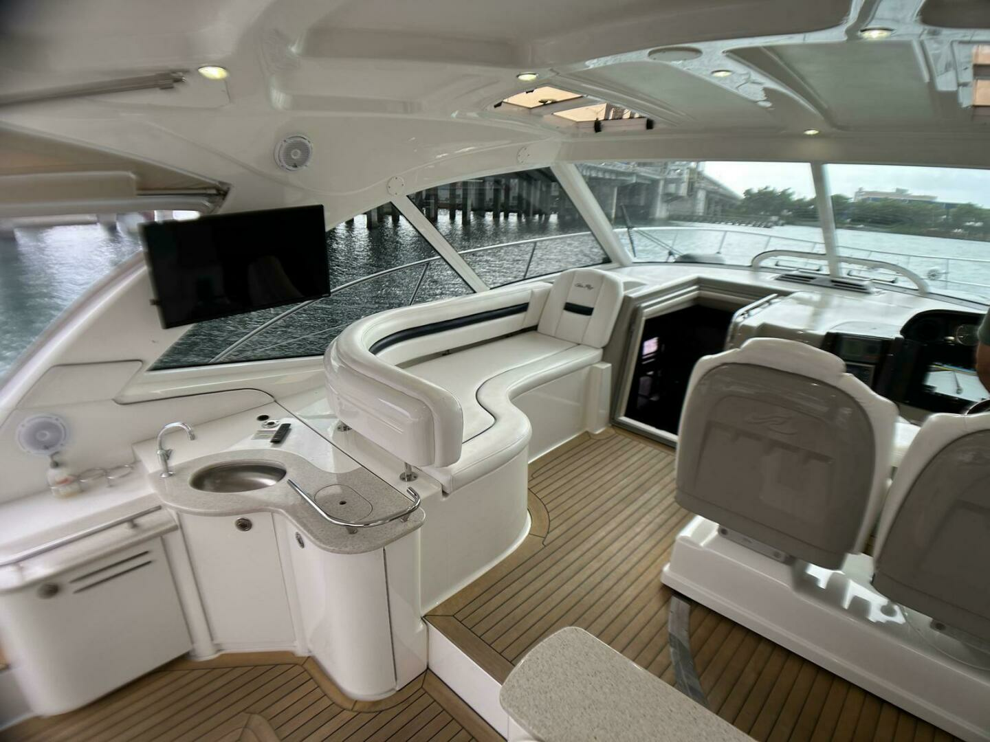 2008 Sea Ray 480 Sundancer - Image 24