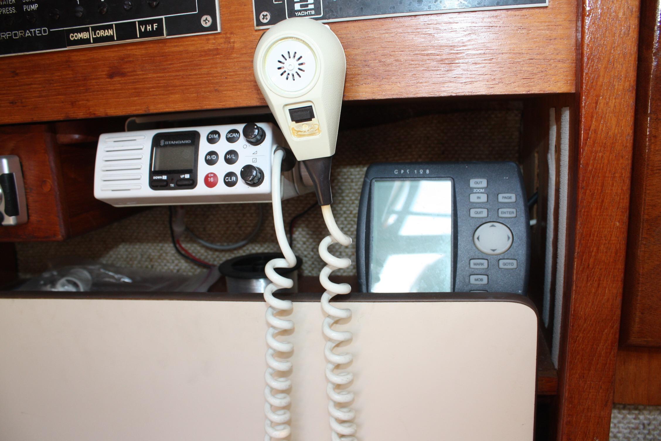 1981 S2 9.2A yacht radio and GPS navigation equipment in wooden cabin.