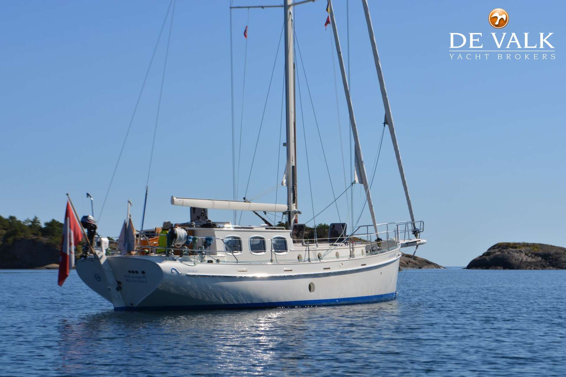 2018 Puffin 42