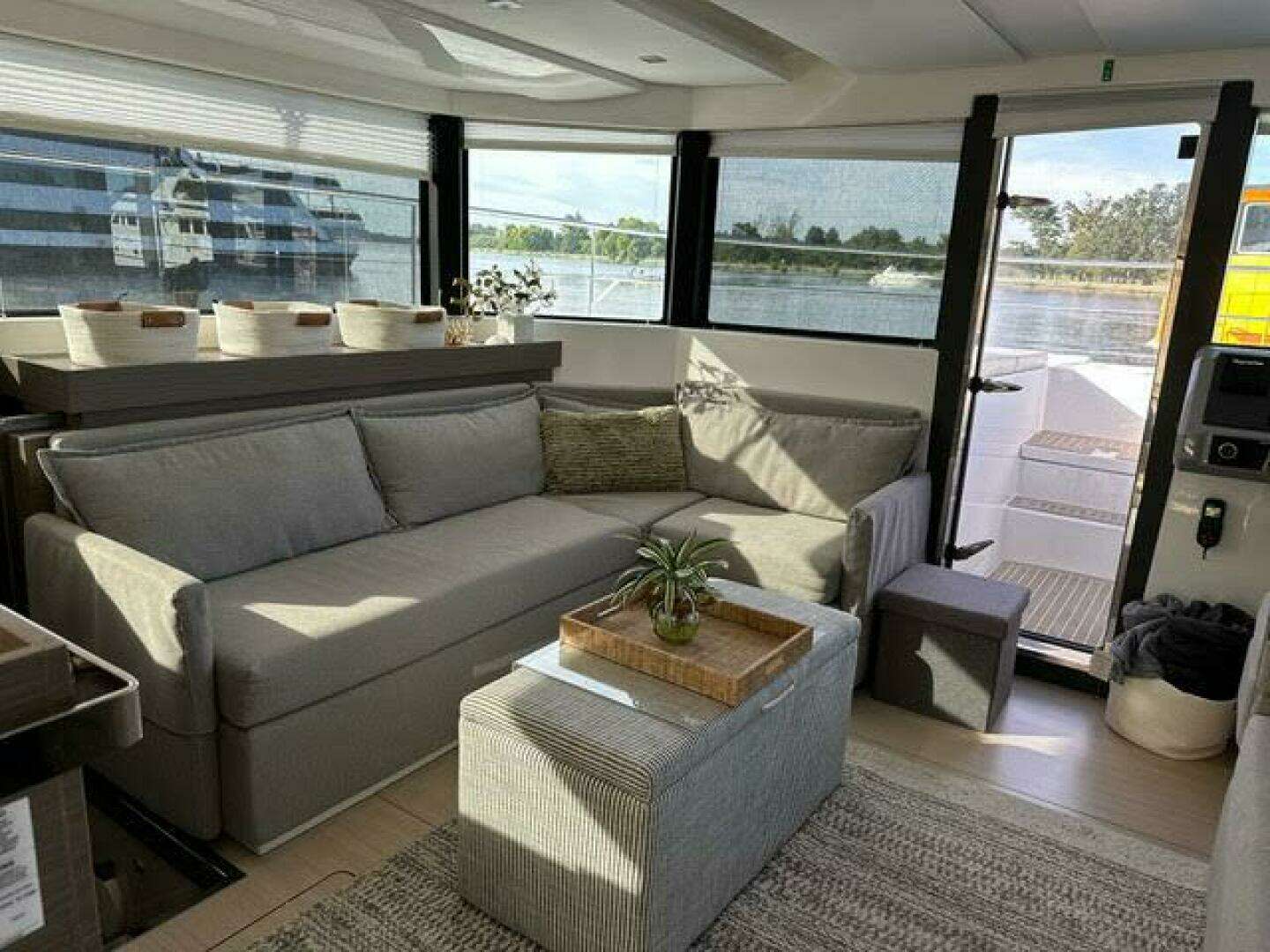 2023 Leopard 46 PC - Image 10