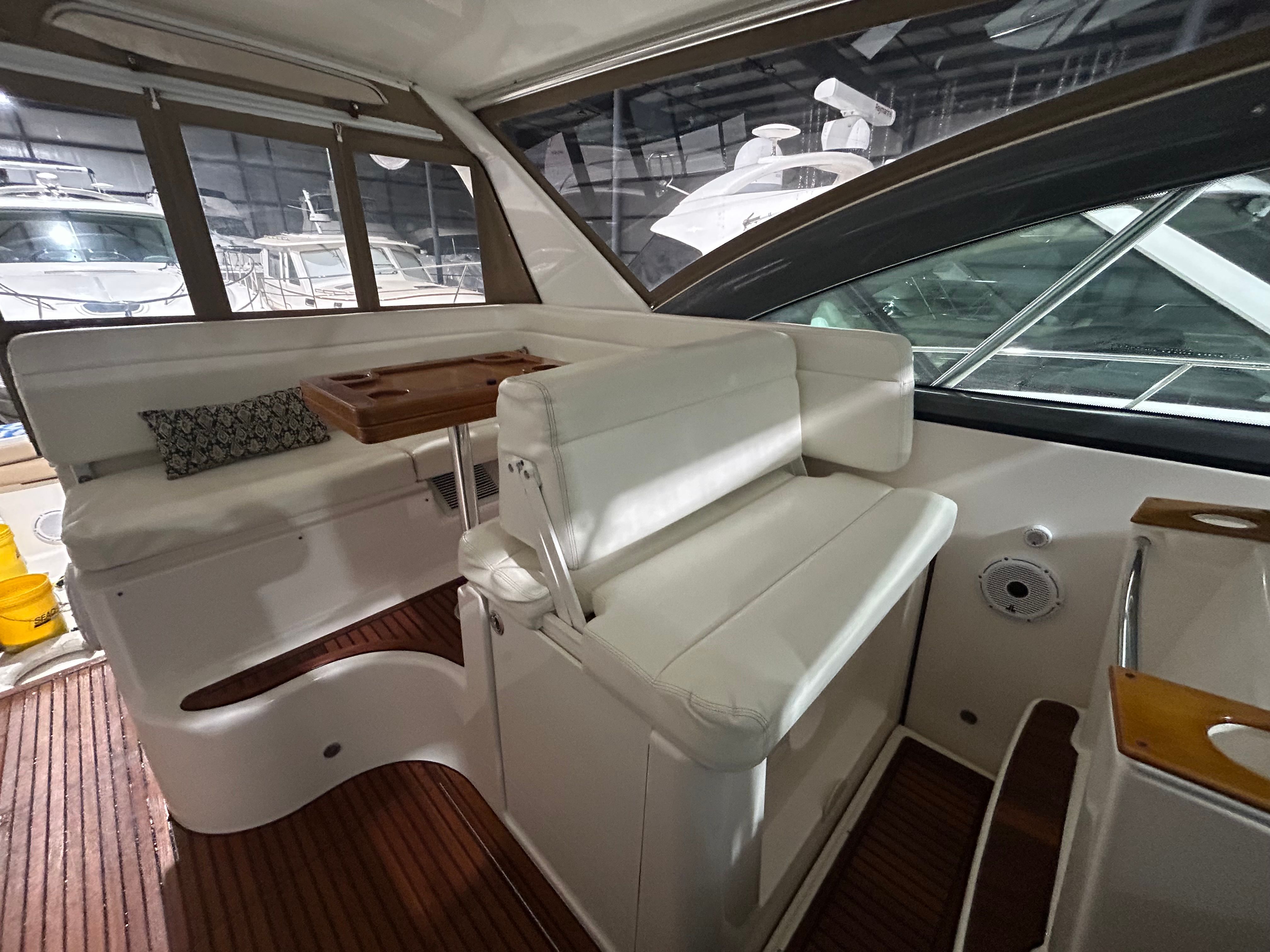2003 Tiara Yachts 5000 Open - 15