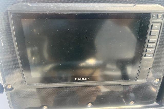 Garmin display on 2019 Blue Wave 2200 PureBay boat dashboard.
