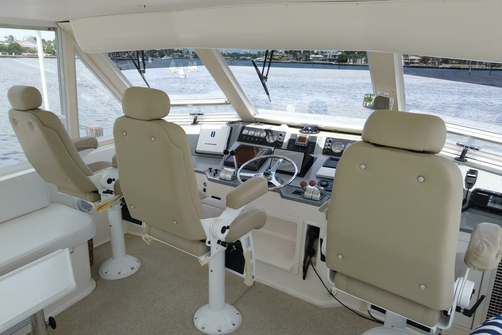 1999 Viking Motoryacht - Image 19