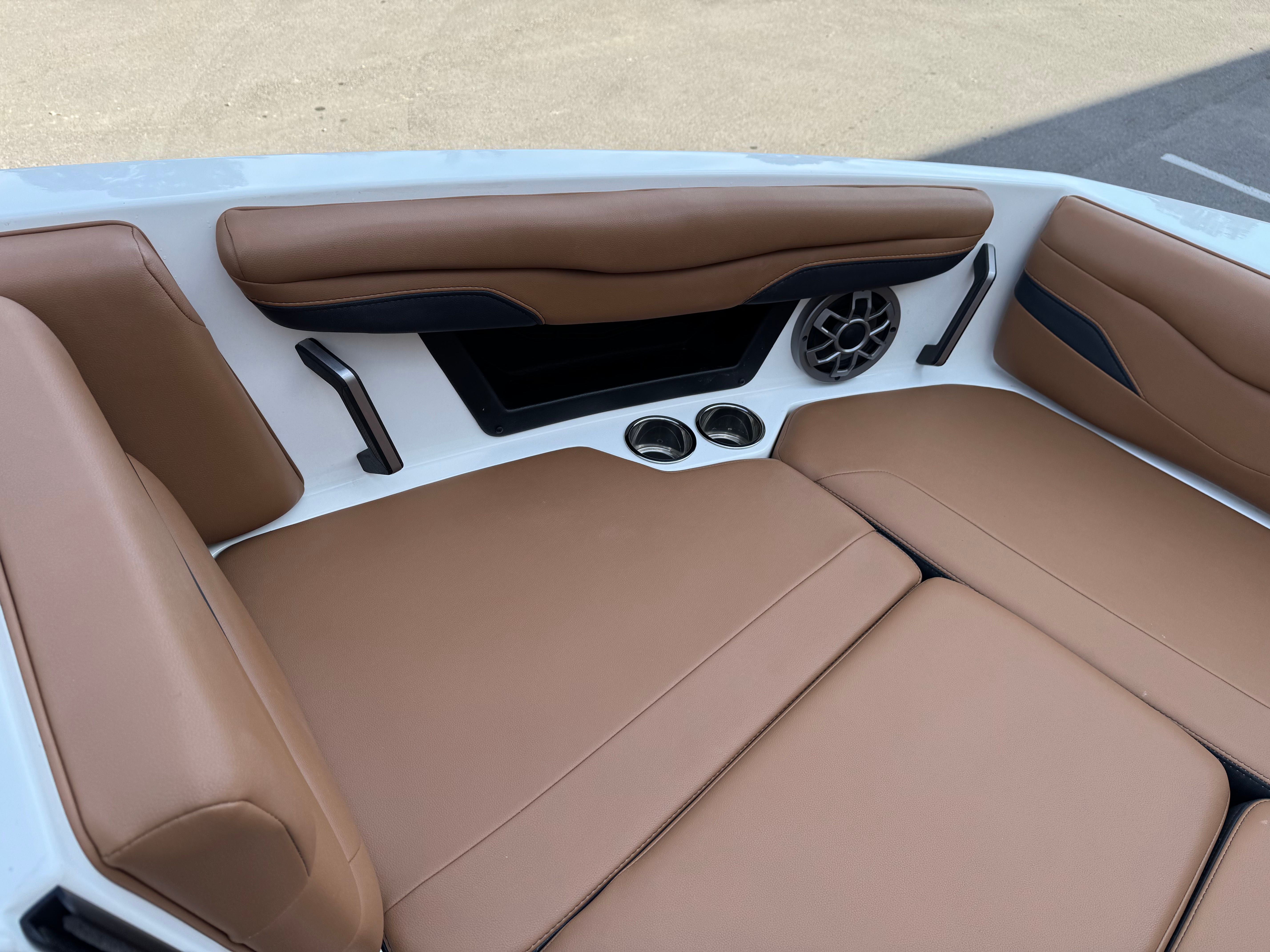 2023 AXIS T220 - Image 27