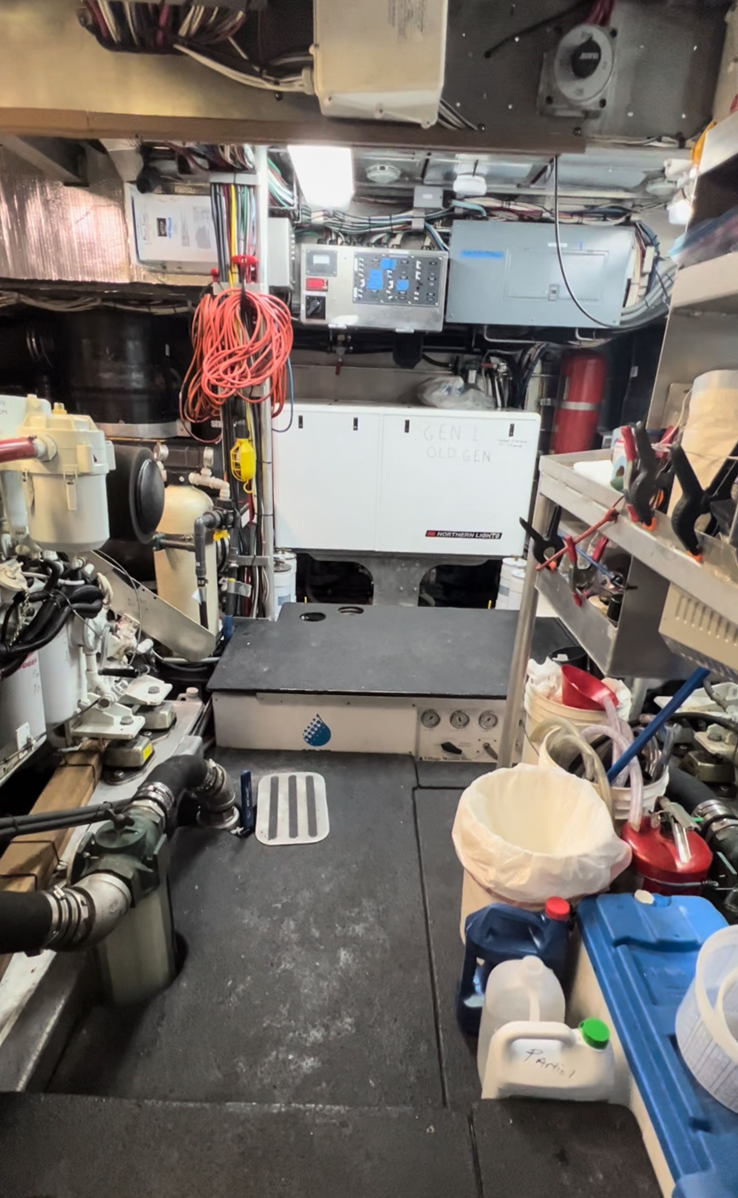 2003 Peregrine Boats Custom 62 - 23