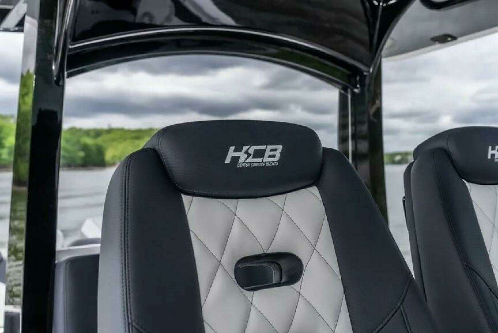 2024 HCB 42 Lujo - Image 19