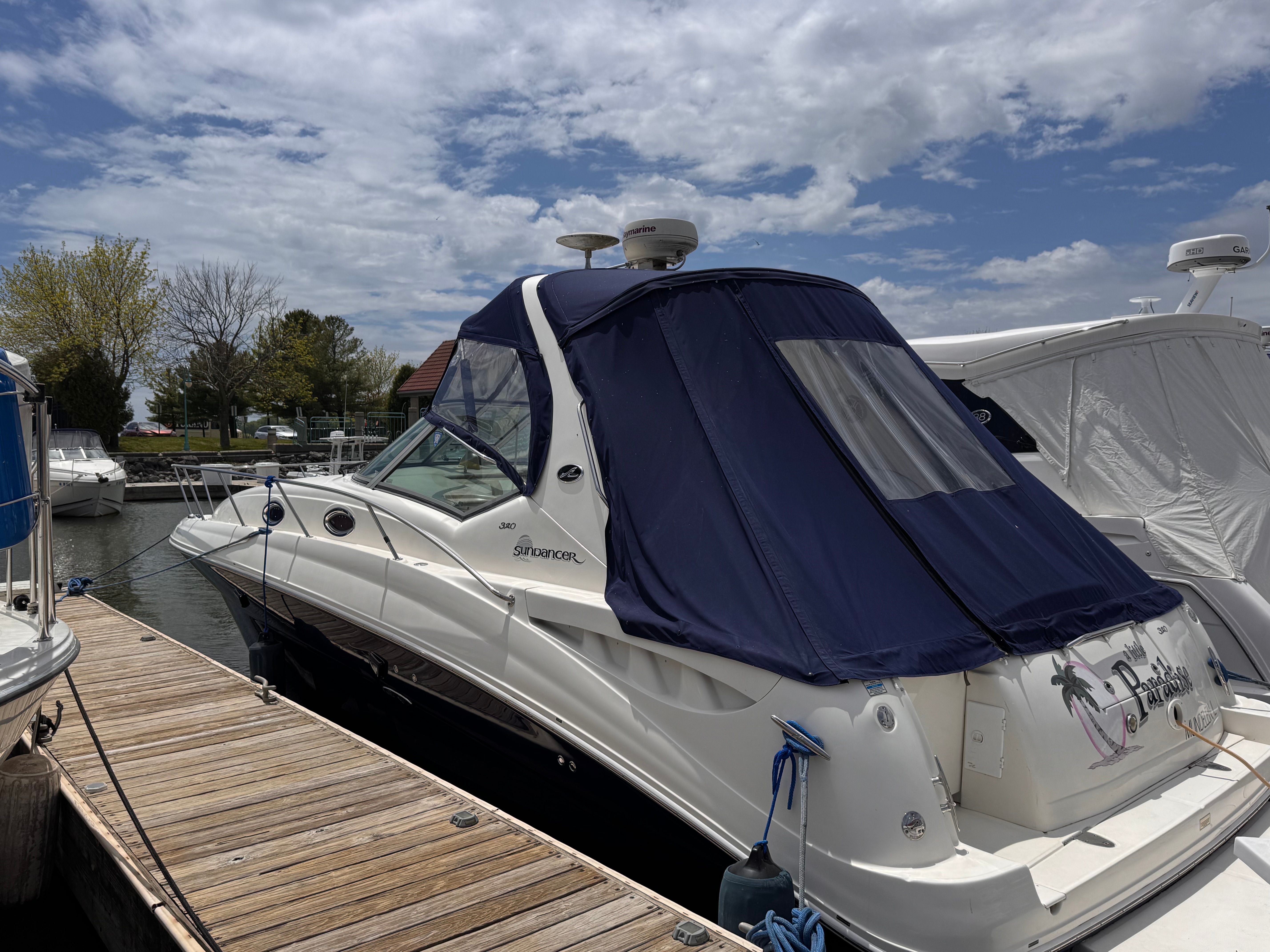 2005 Sea Ray Sundancer 320