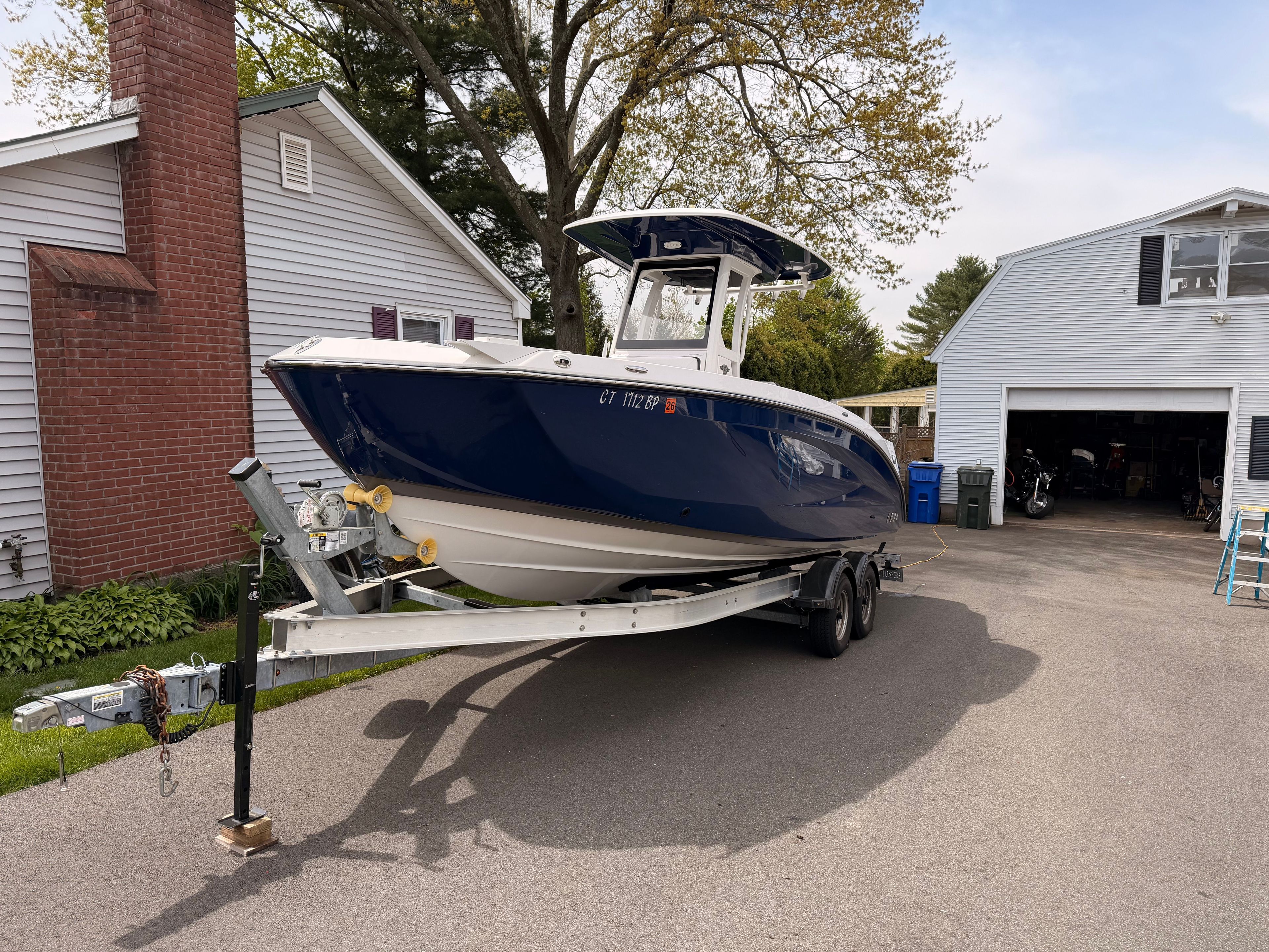 2022 Yamaha Boats 255 FSH Sport E - 2