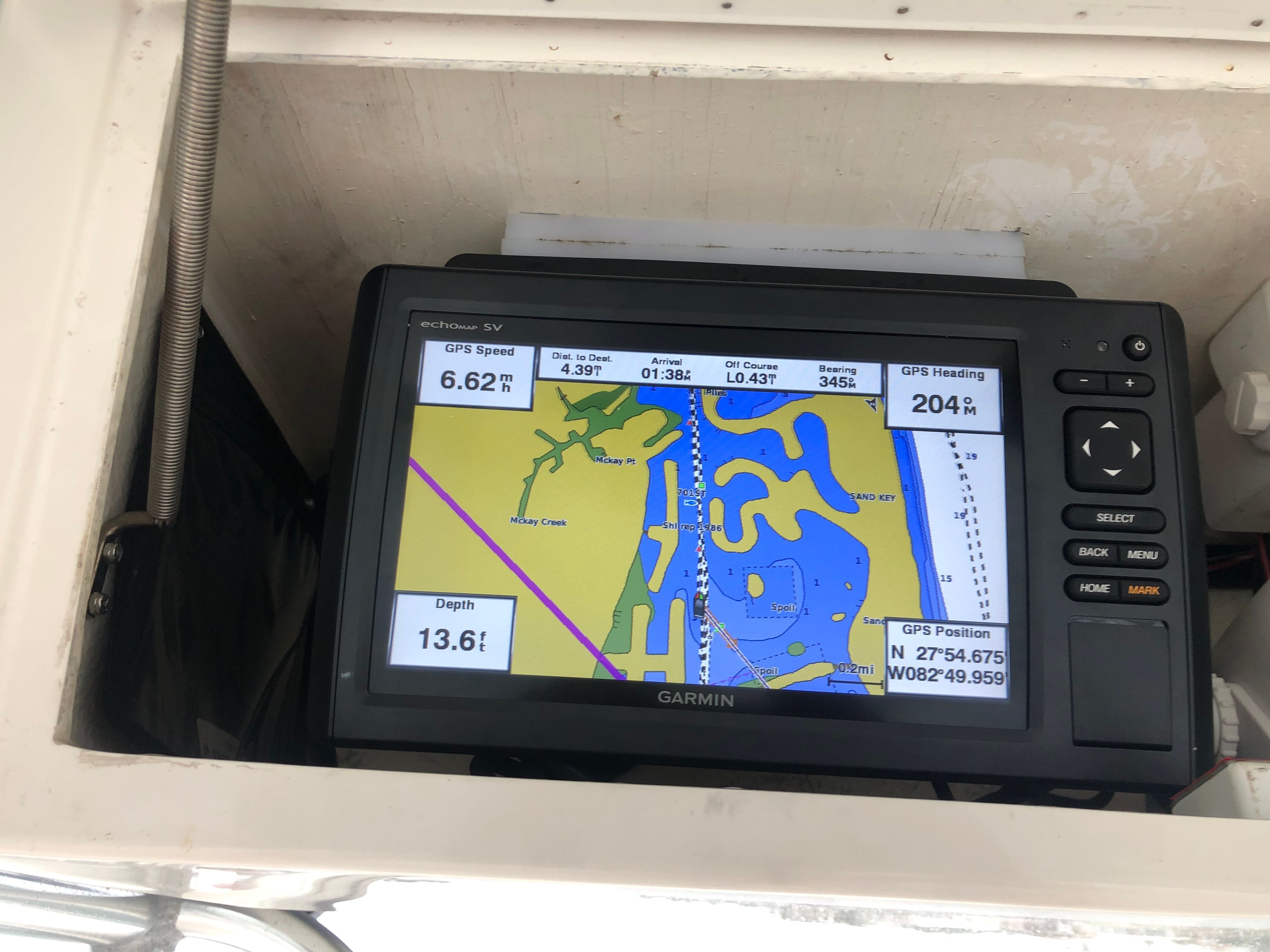 2004 Fountain 23 Center Console - 4