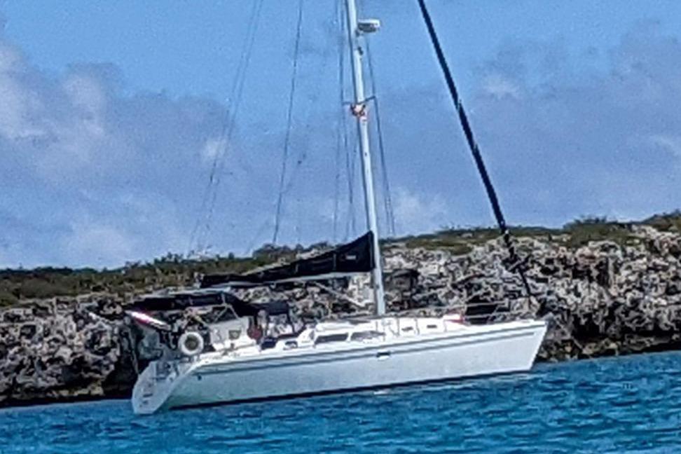 2005 Catalina 350