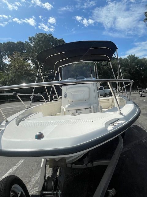 2008 Boston Whaler 200 - 5