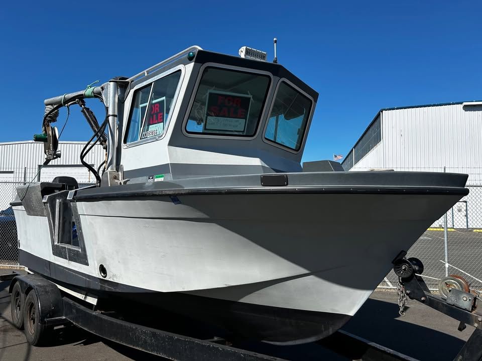 2020 Uniflite Custom Crab/Dive Boat