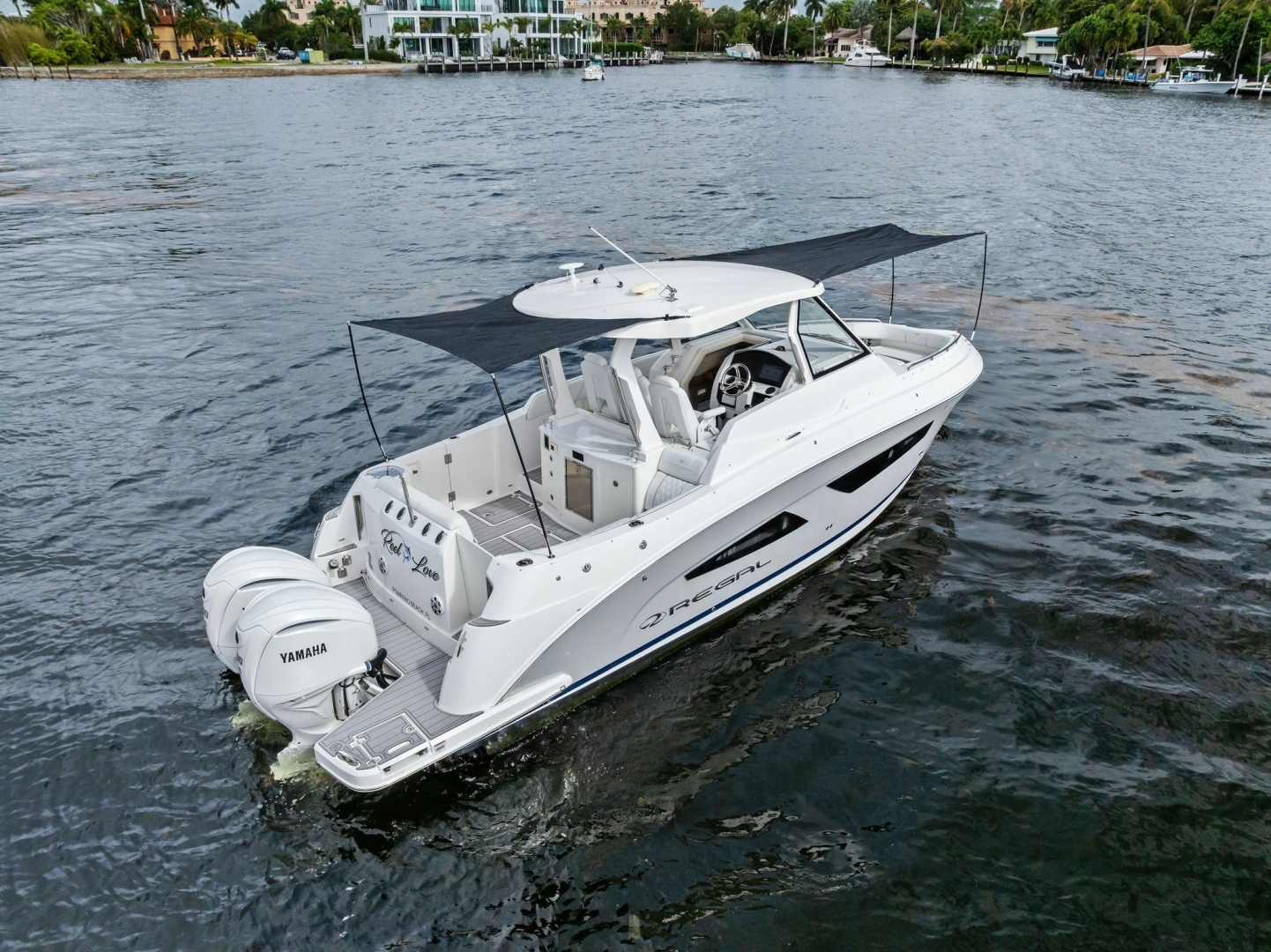 2022 Regal 33 SAV - Image 6