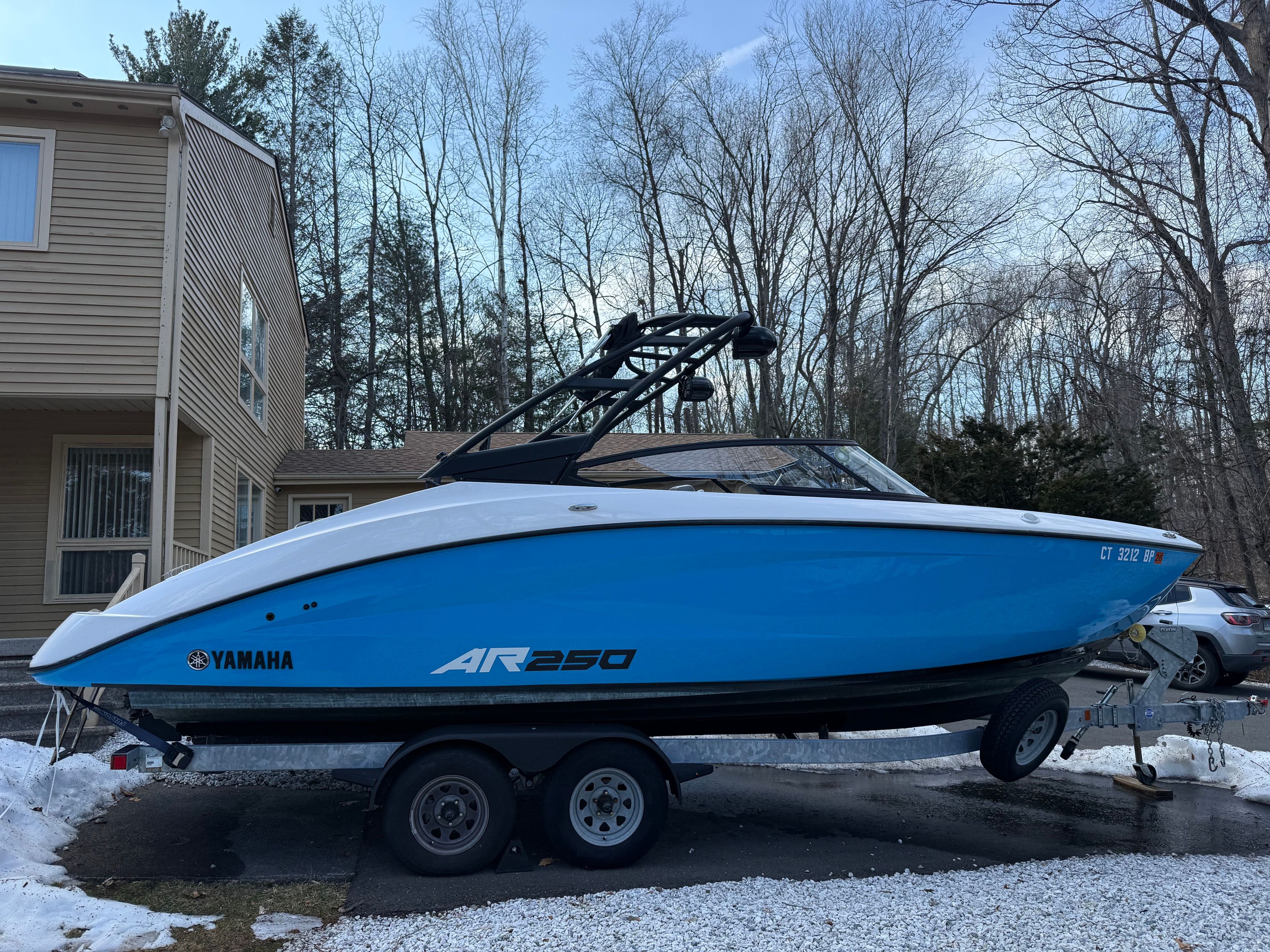 2023 Yamaha Boats AR250