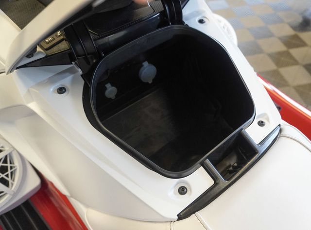 2025 Yamaha WaveRunner VX® Limited - 8