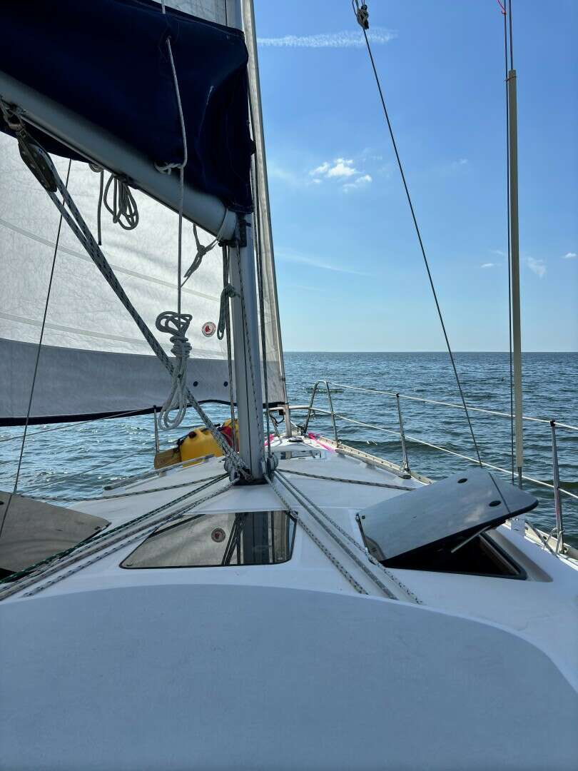 1993 Hunter 33.5 - Image 2