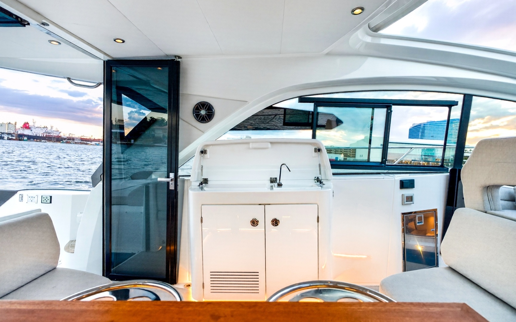 2023 Beneteau Gran Turismo 45 - Image 40