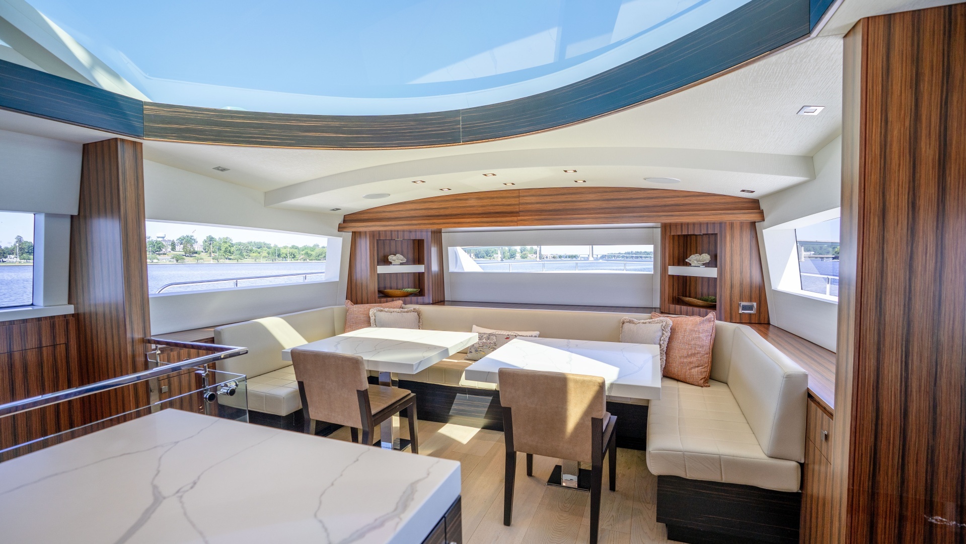2021 Hatteras M75 Panacera - Image 27