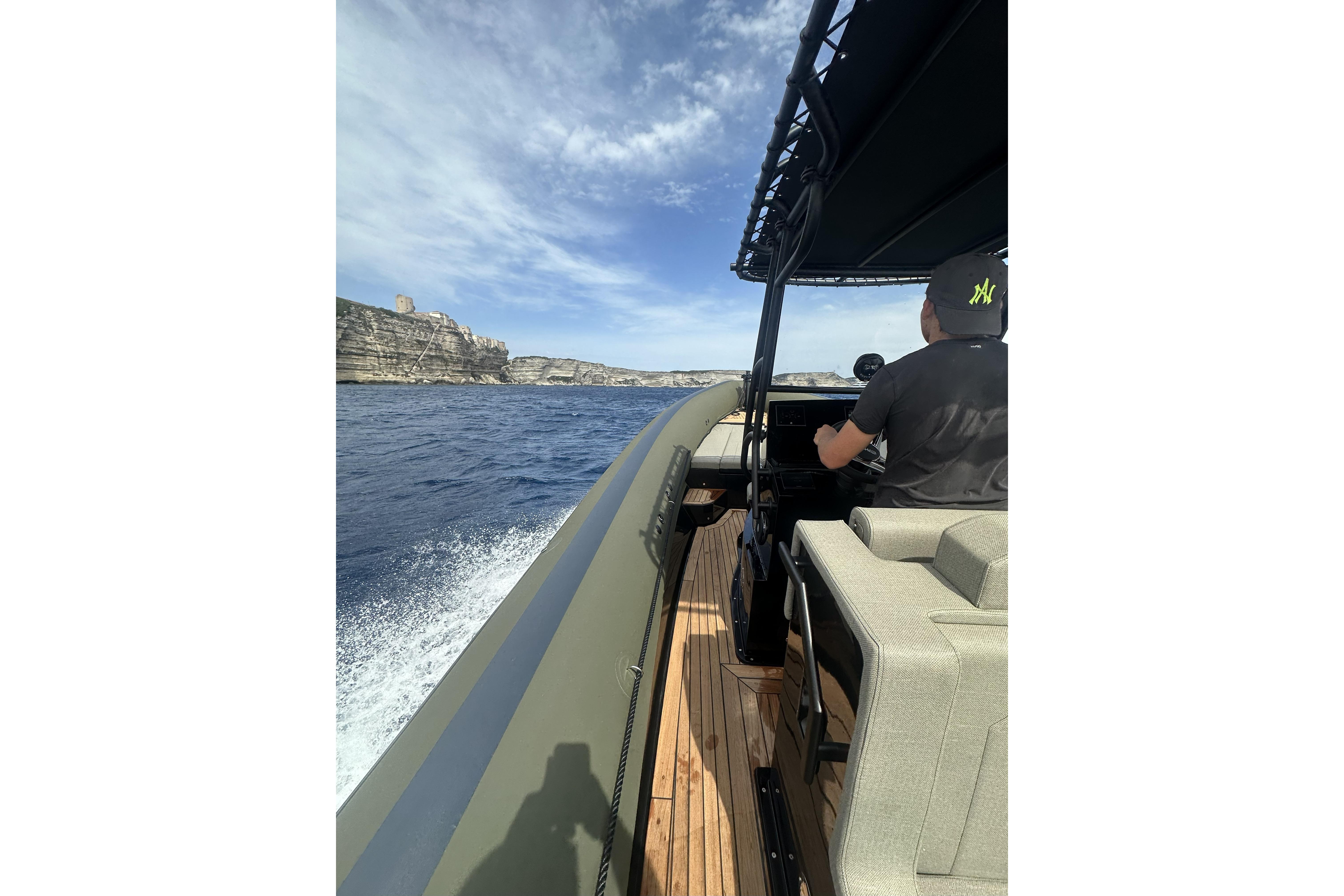 Seawater Phantom 300