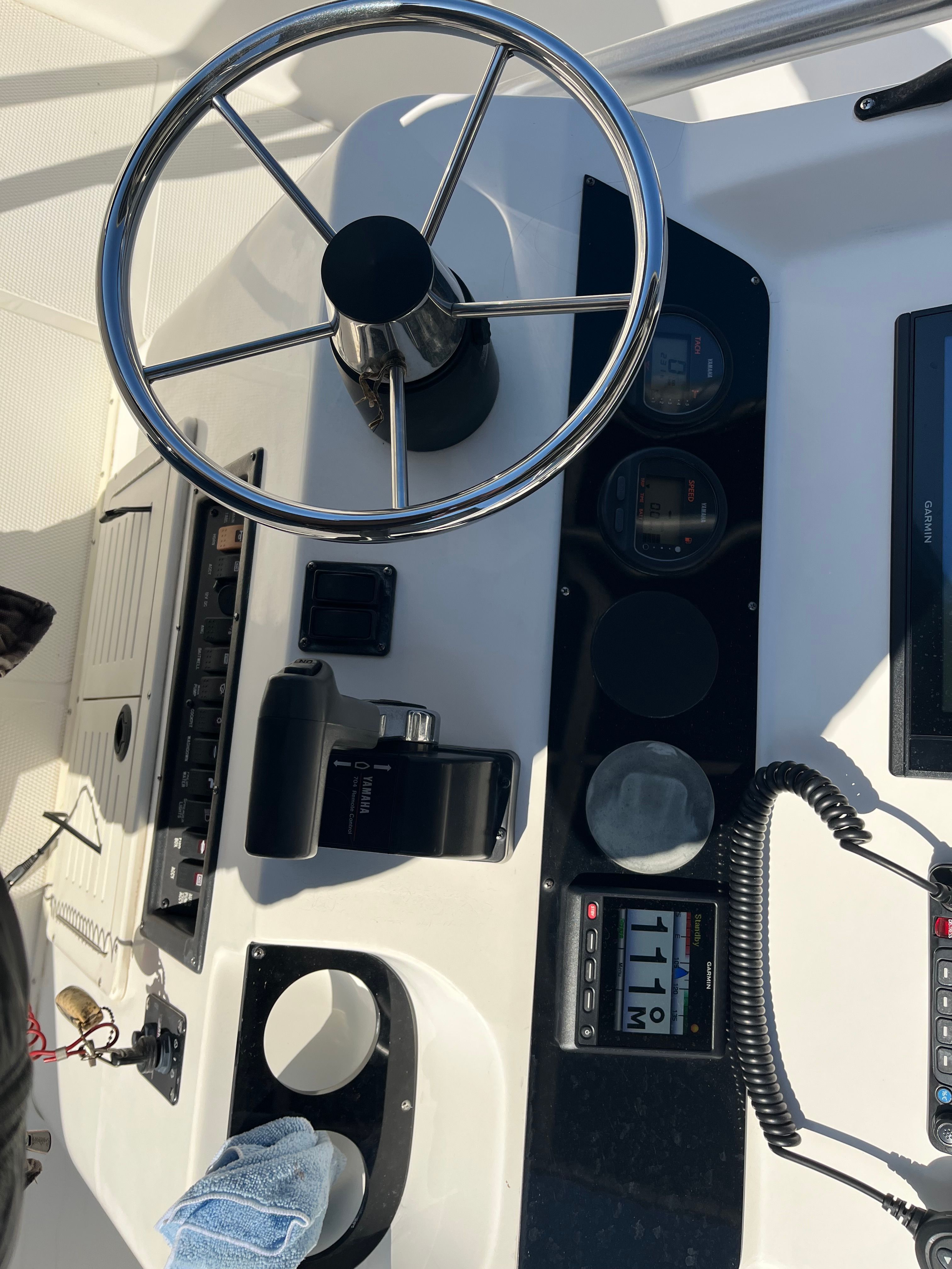 2002 Mako 232 Center Console - 37