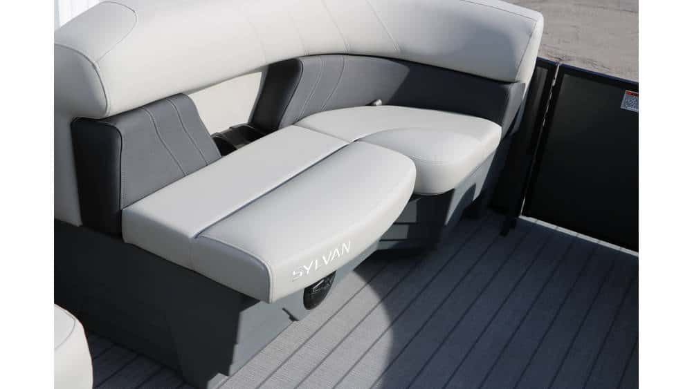 2025 Sylvan Mirage 820 Party Fish Premium - 25