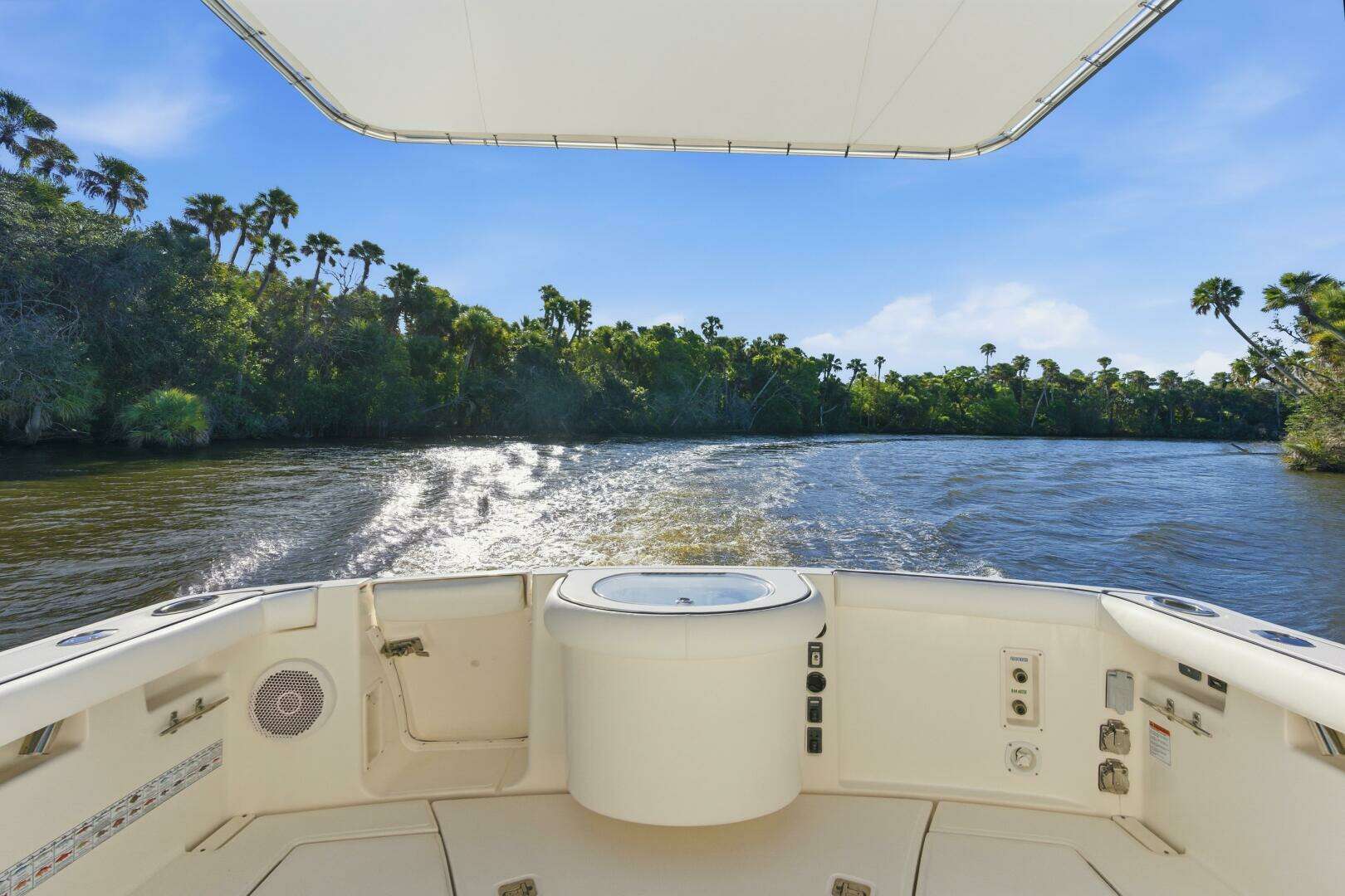 2011 Tiara Yachts 3100 Open - Image 15