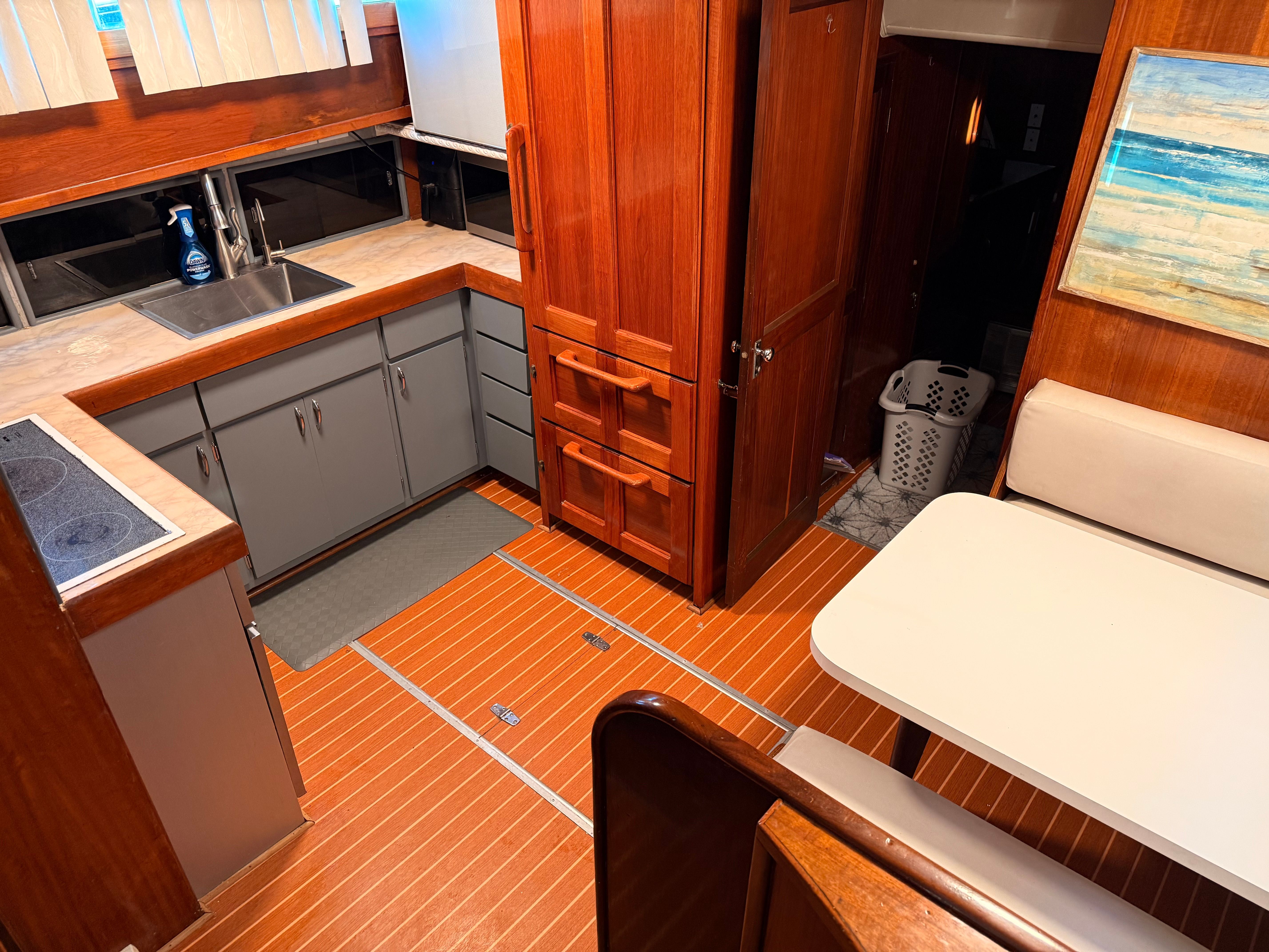 1969 Hatteras 53 - 30