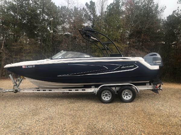 2020 Hurricane SP210