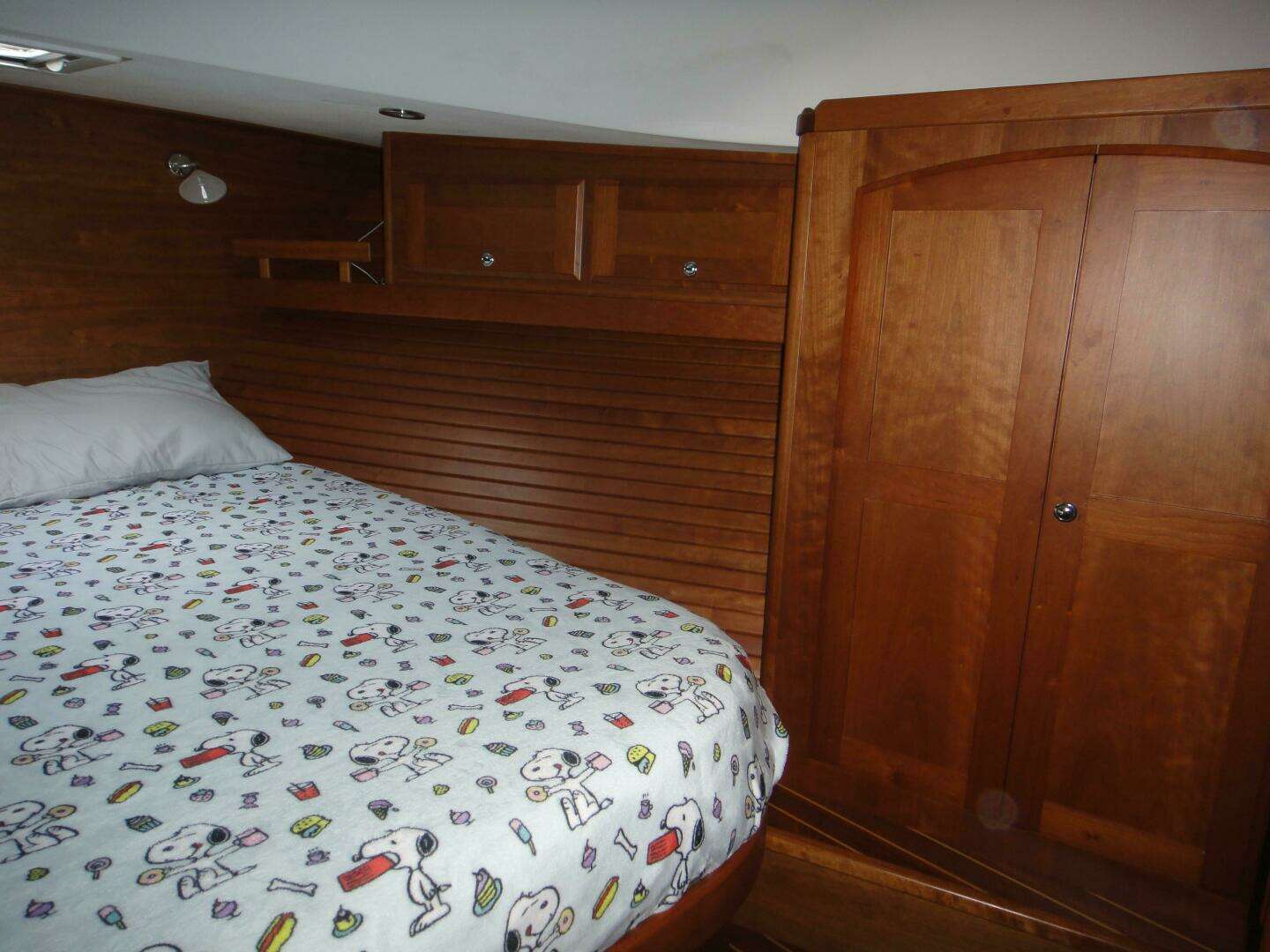 2018 Sabre 48 Salon Express - Image 23