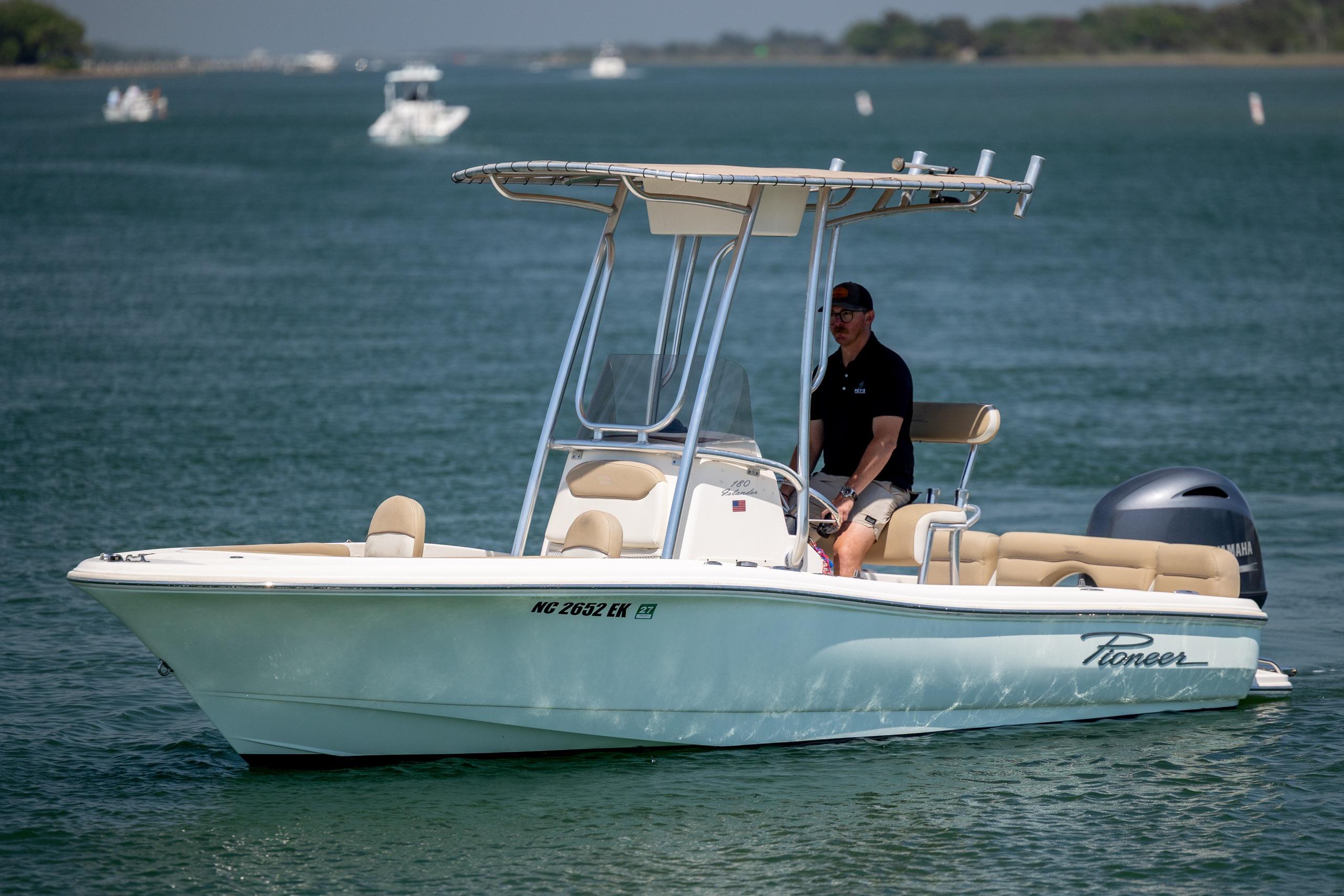 2019 Pioneer 180 Islander