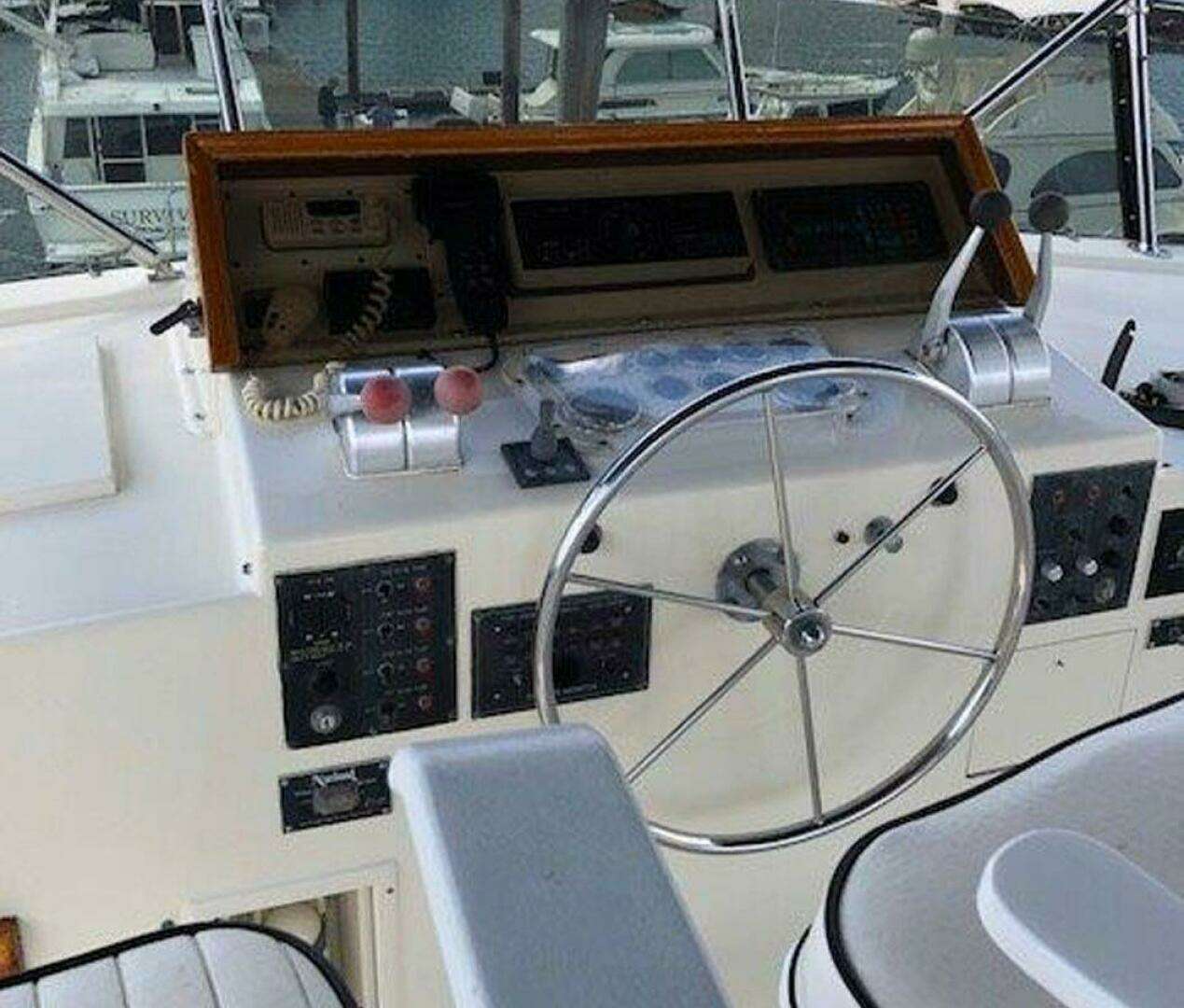 1987 Hatteras Flybridge - Image 44