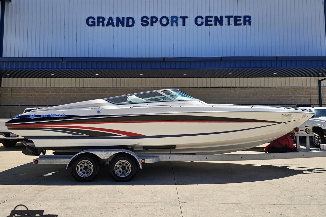 2005 Formula 271 FASTech boat on trailer at Grand Sport Center.