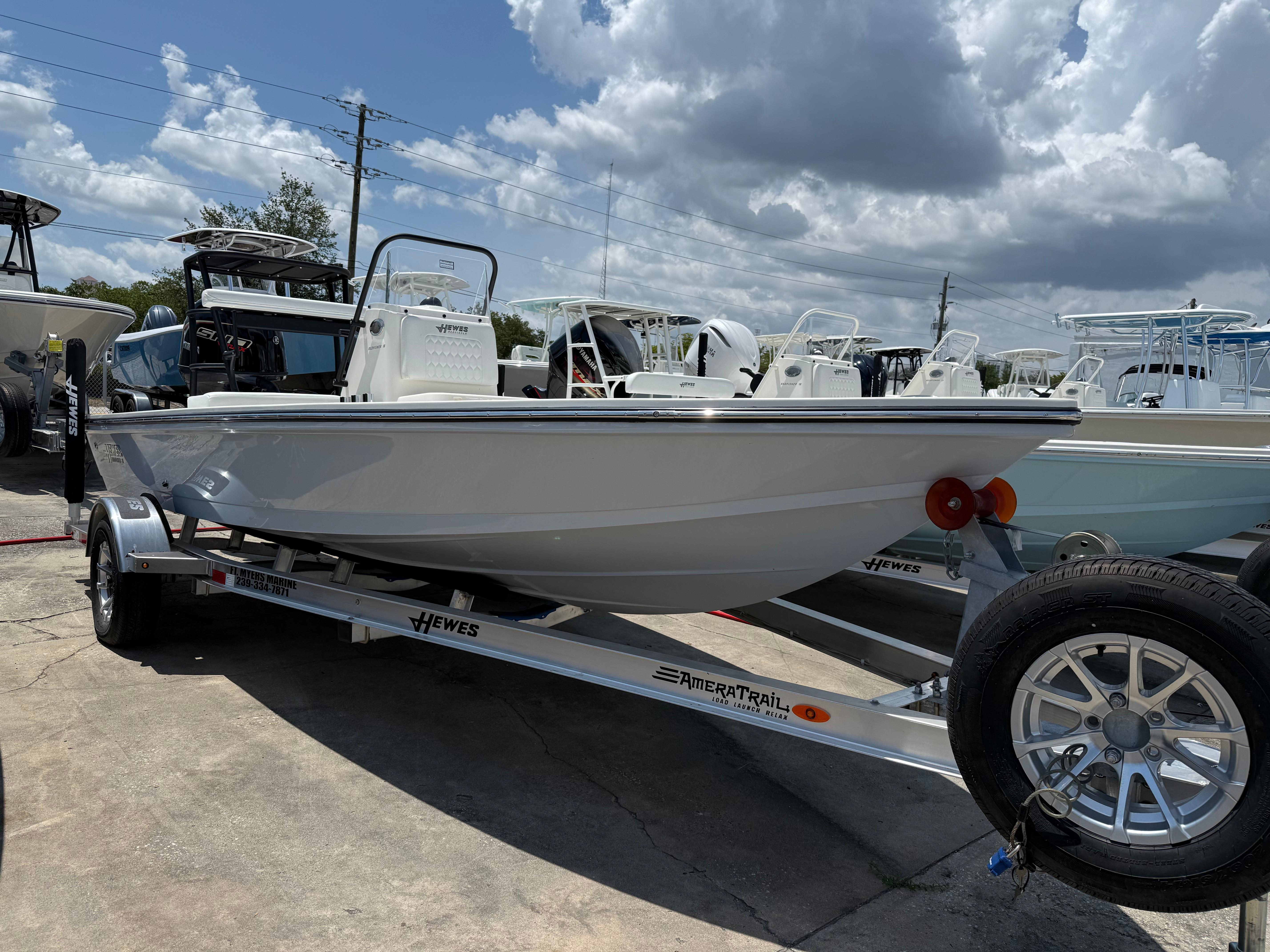 2025 Hewes Redfisher 18