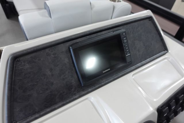 2023 Flagship Pontoons Discover Rear Fish D22 RF - 9