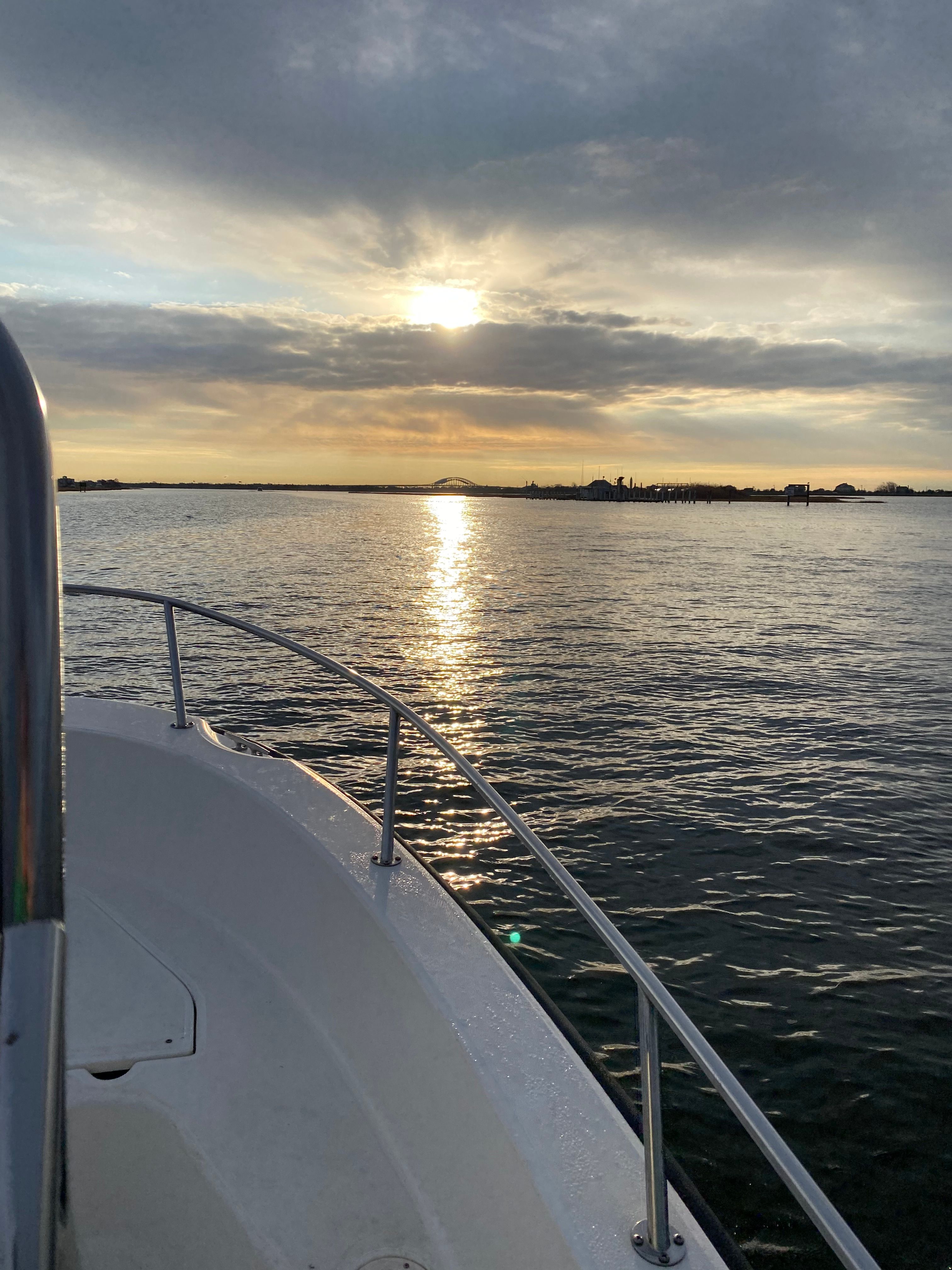 2006 Boston Whaler 190 Outrage - 10
