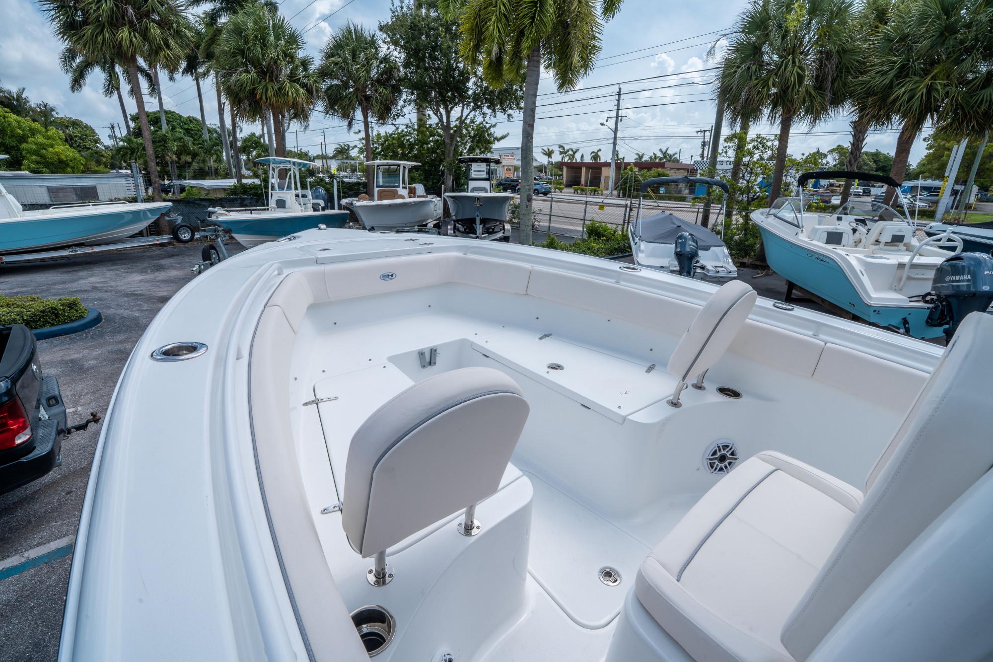 2026 Sea Hunt Ultra 255 SE - 23