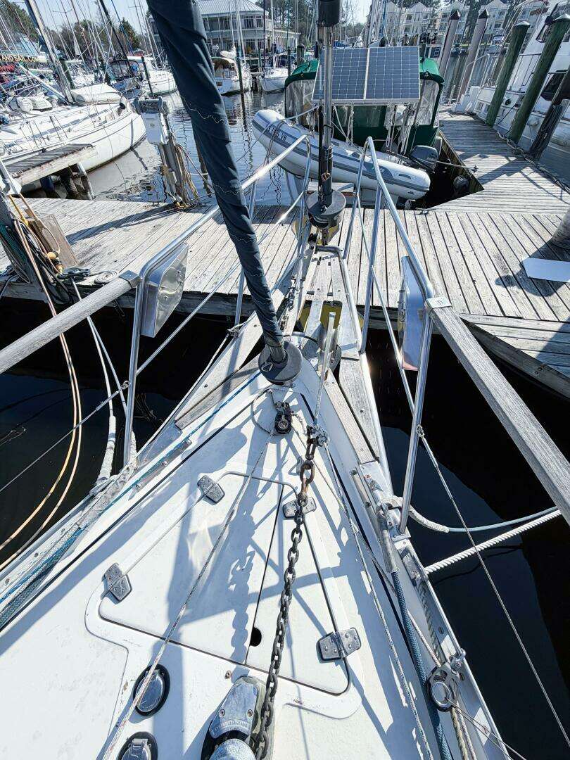 1986 Nauticat 40 Cutter Ketch Pilothouse - Image 10