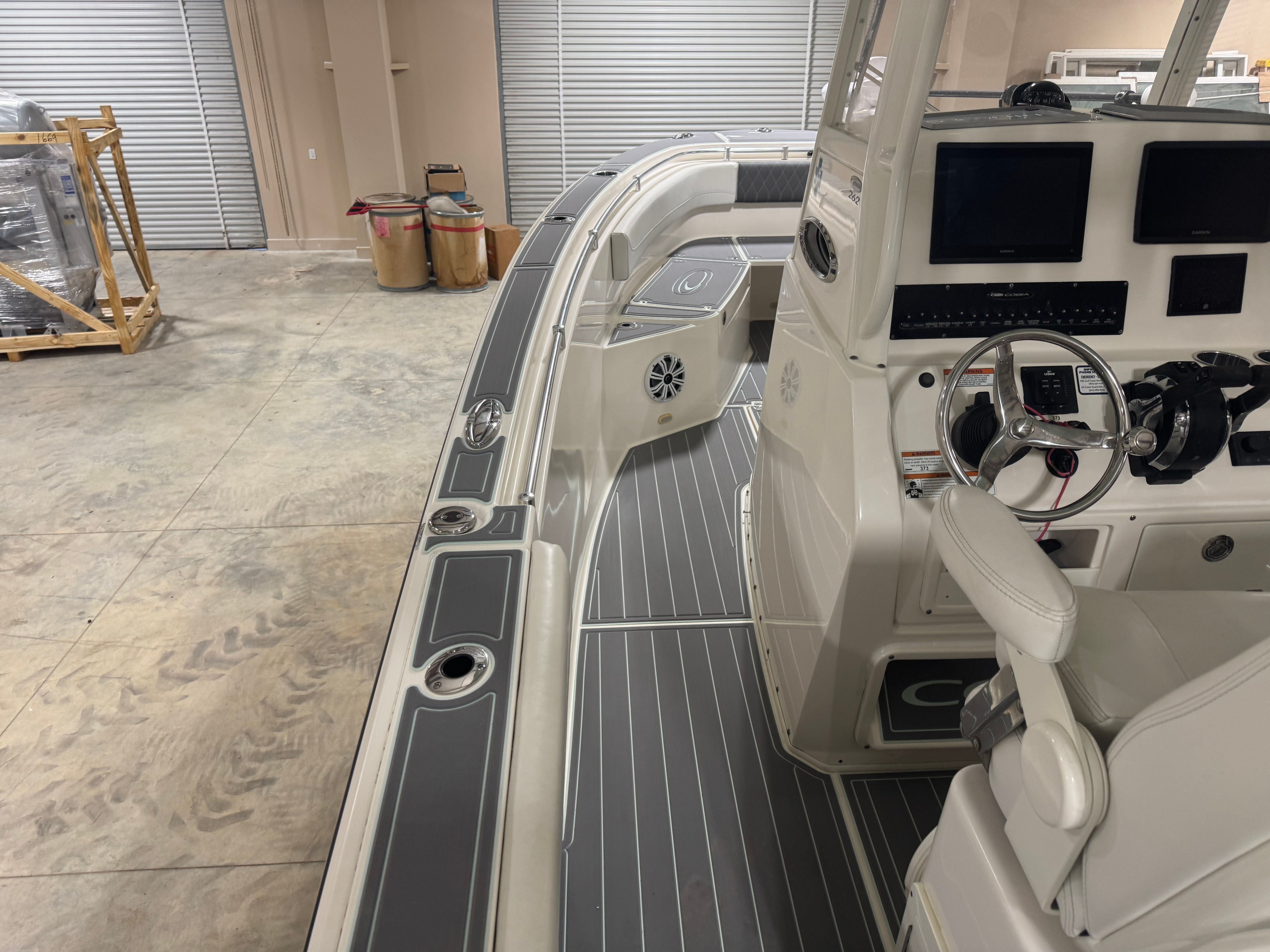 2021 Cobia 262 Center Console - 15