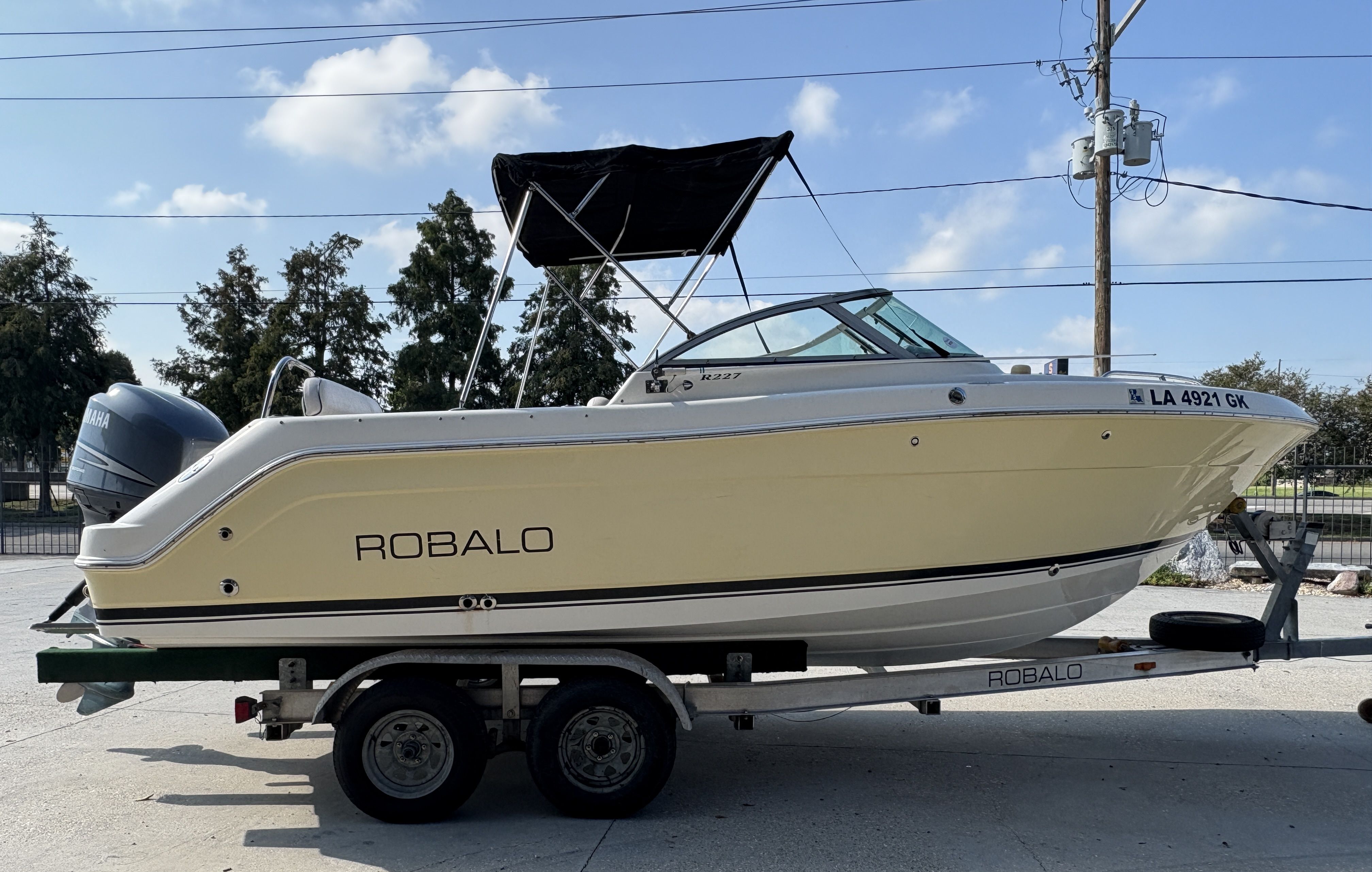 2006 Robalo R227 Dual Console - 5