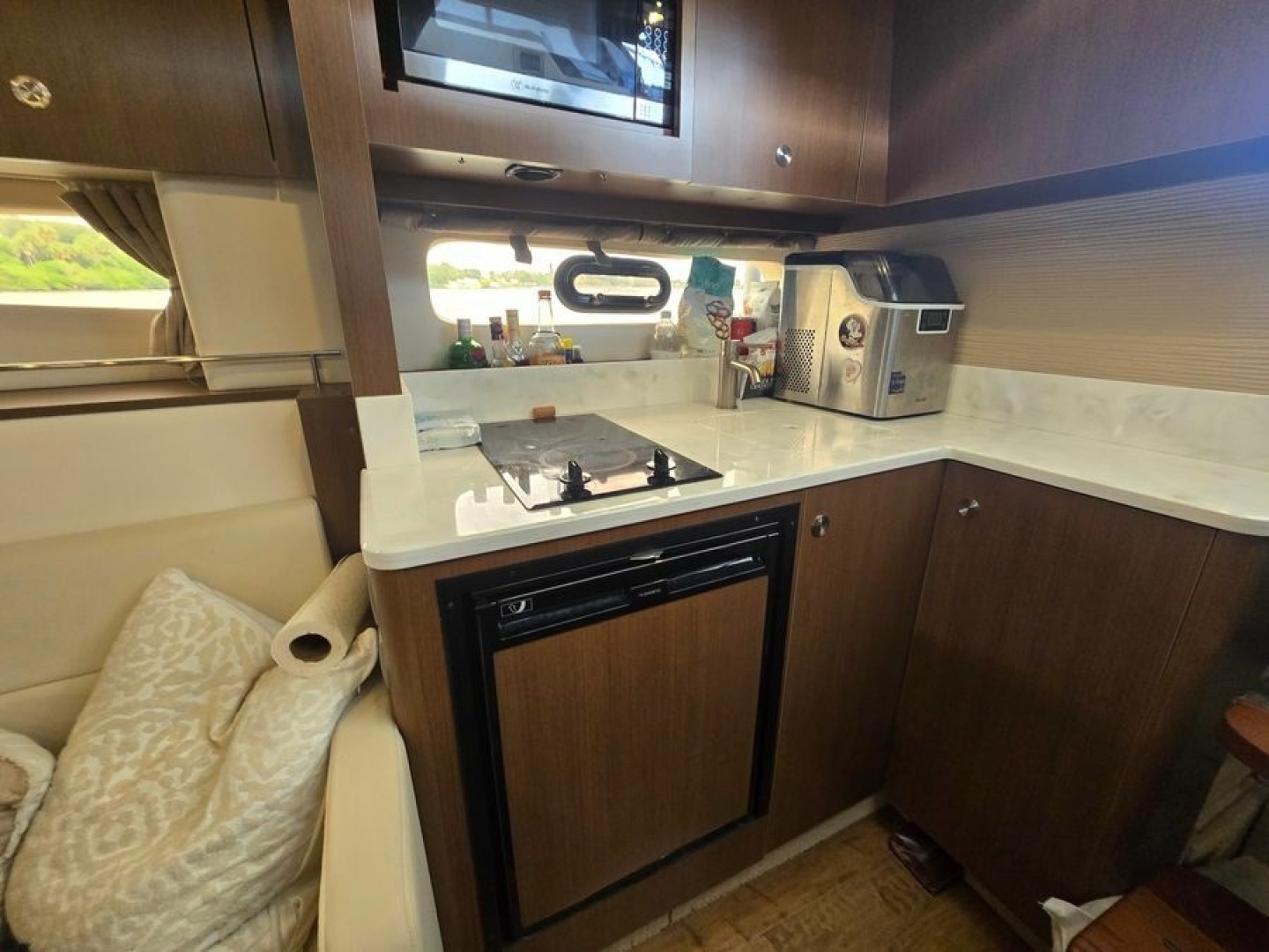 2018 Sea Ray — - Image 80
