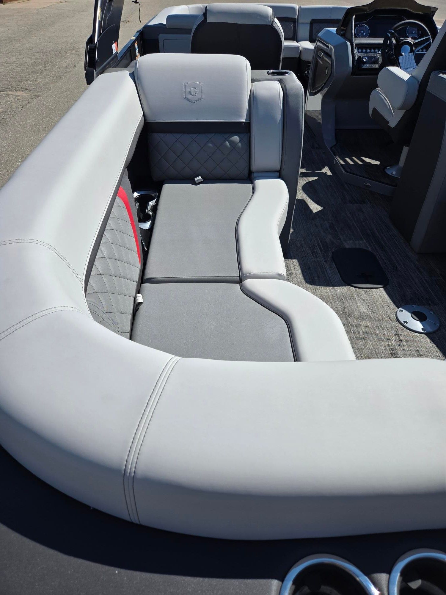 2026 AquaPatio 255 SBC - 17