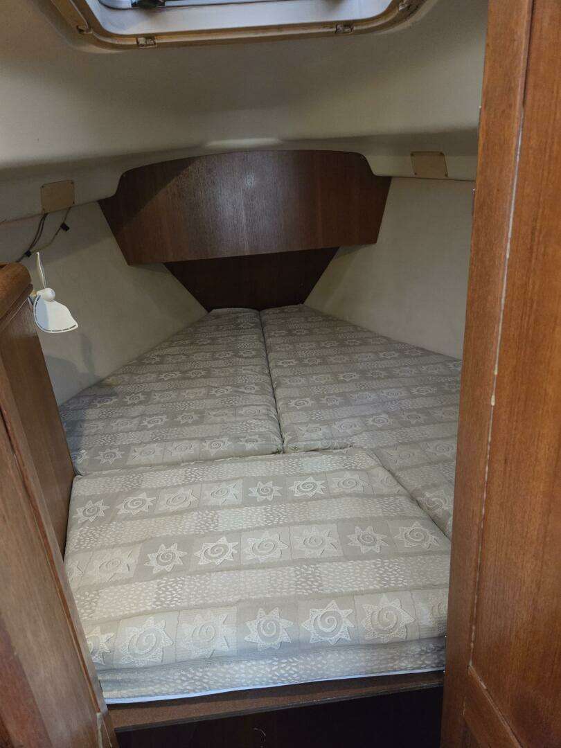 2003 Hunter 326 - Image 16