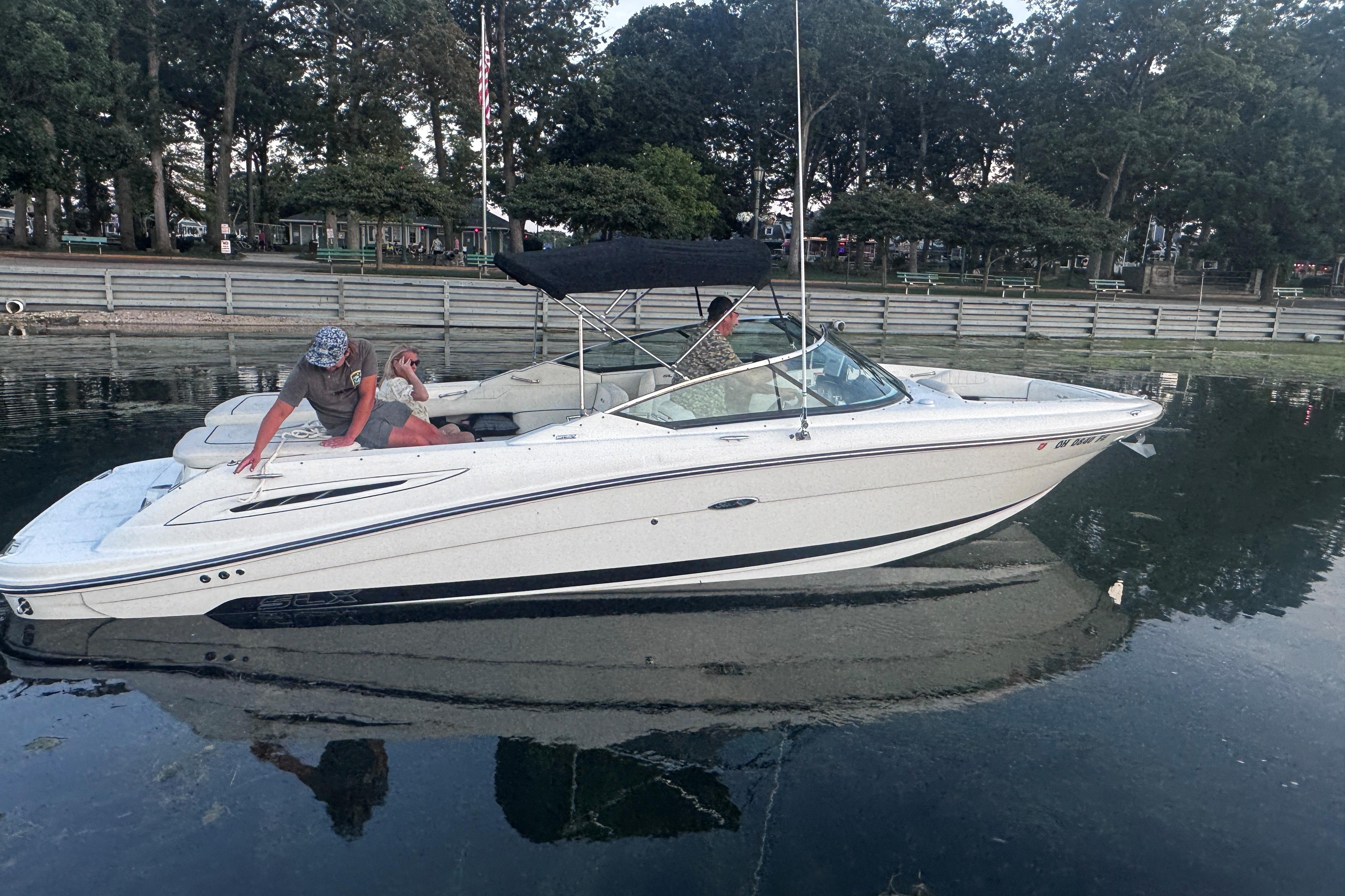 2007 Sea Ray 270 SLX