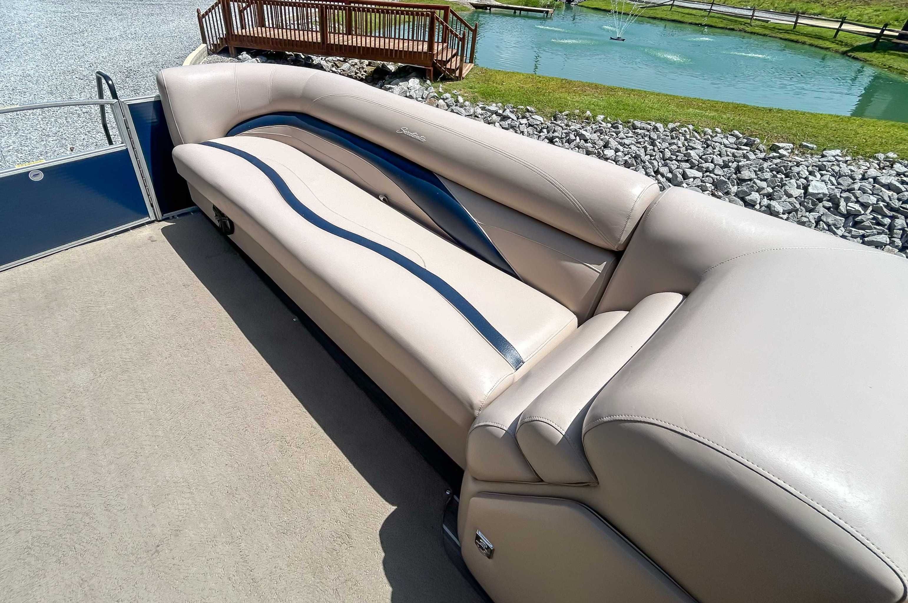Luxurious seating on a Sweetwater 200 Premium Edition pontoon boat.