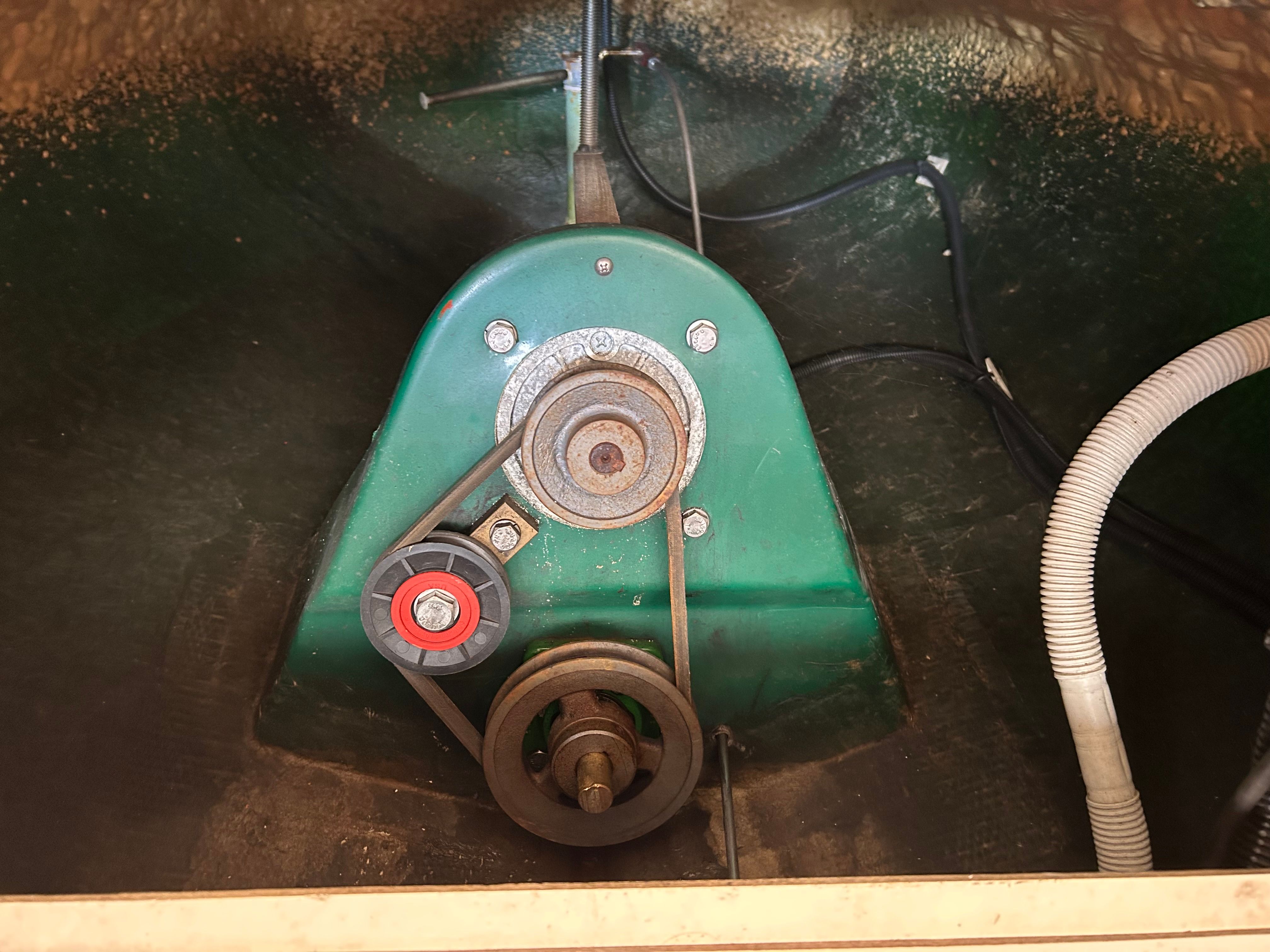 Elco Launchboat 1995 engine compartment with pulley mechanism.