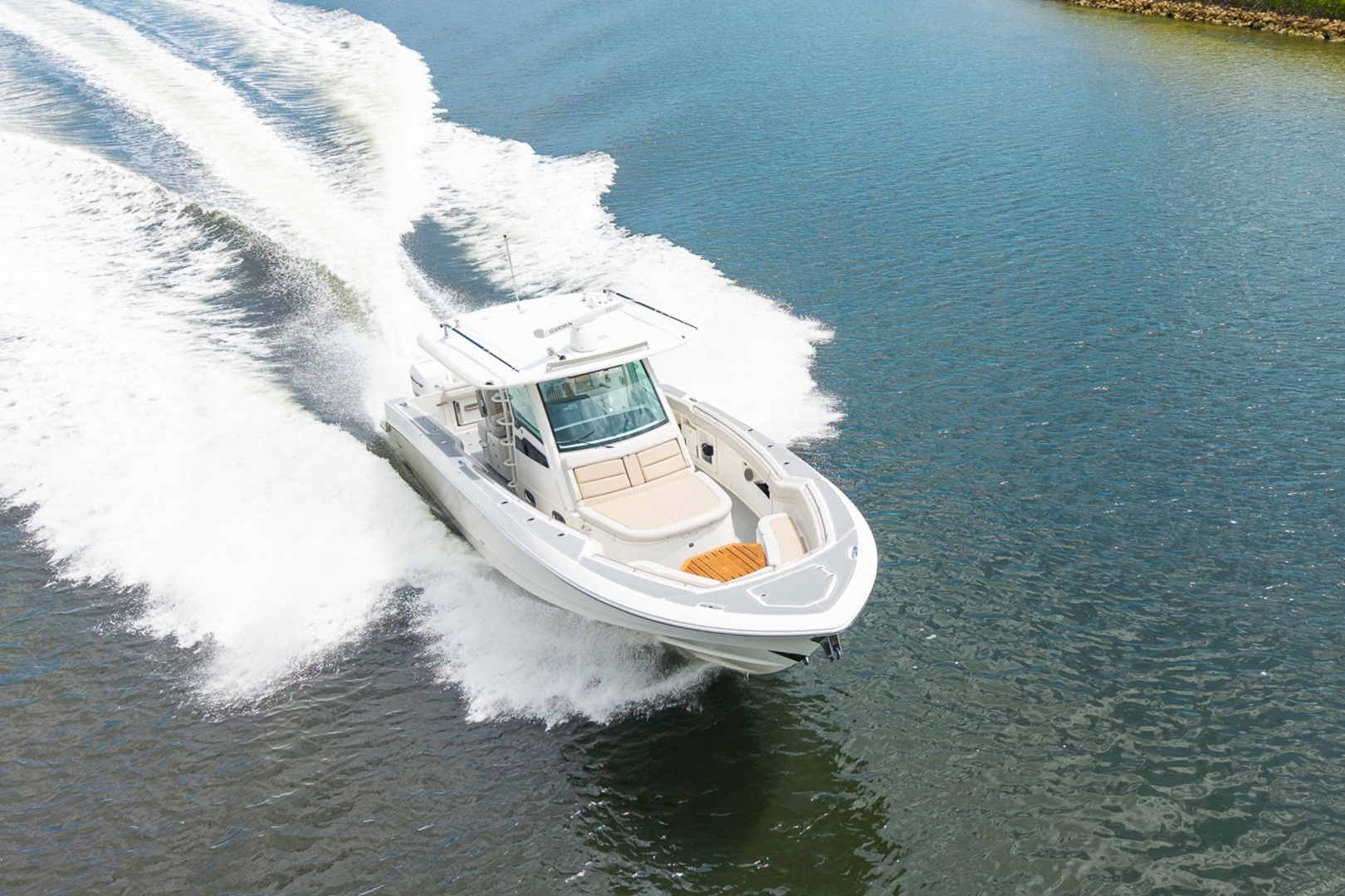 2018 Boston Whaler 380 Outrage - Image 33