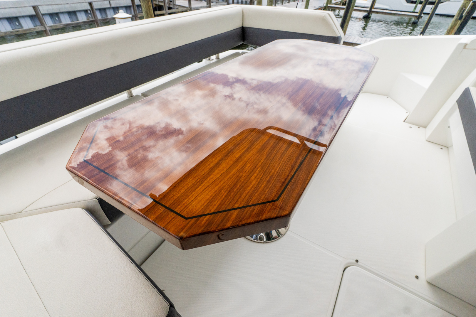 2018 Cruisers Yachts 50 CANTIUS - Image 79