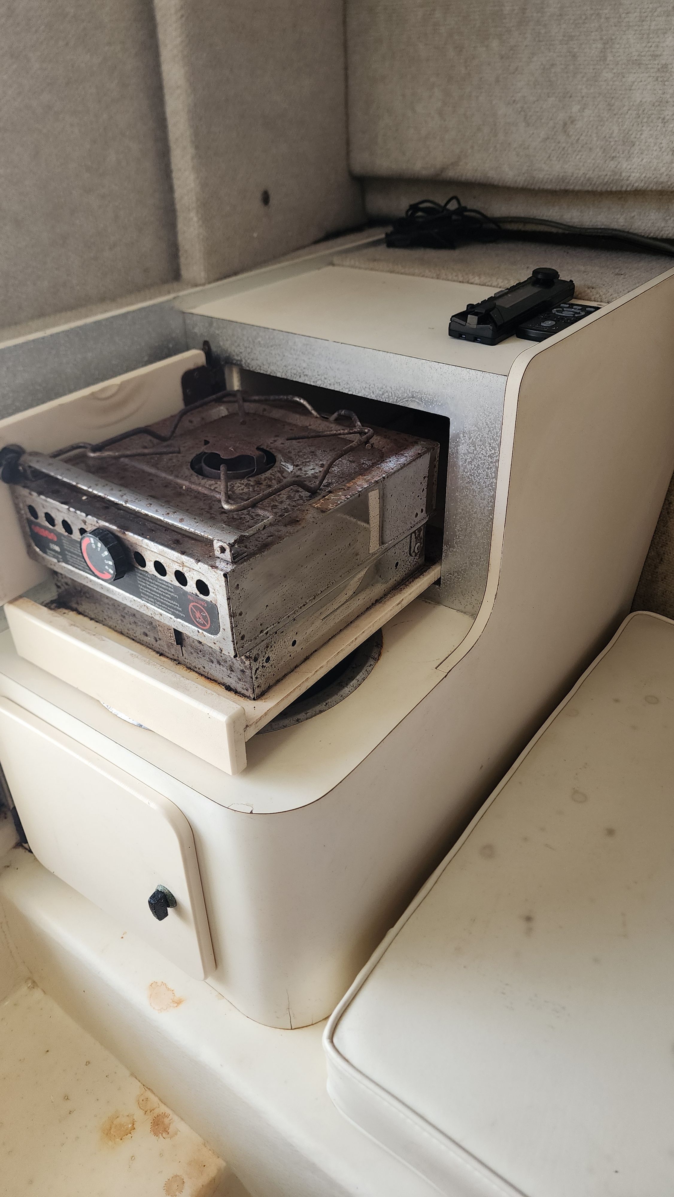 2007 Parker 2510 XL Walkaround - 28