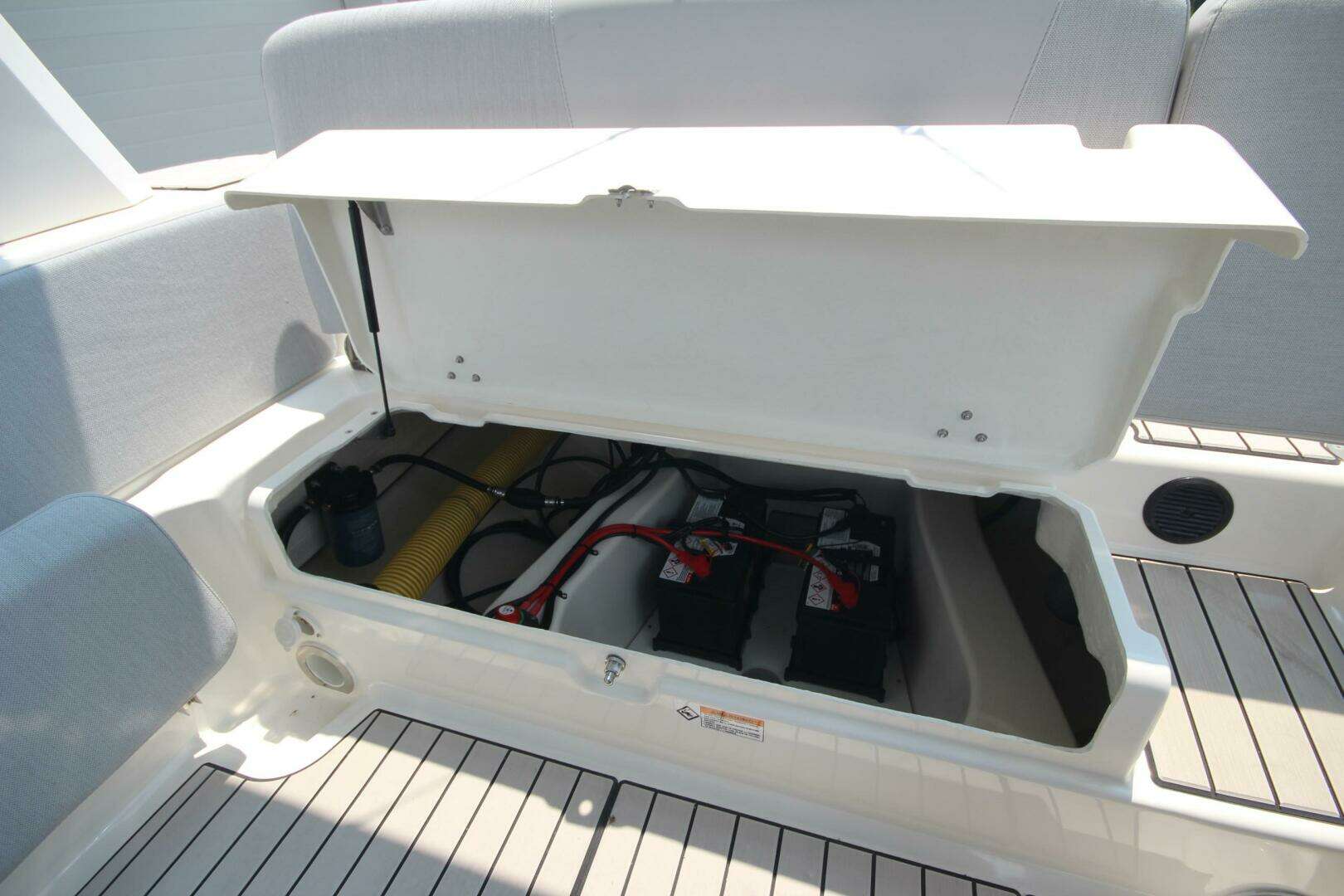 2024 Zodiac Medline 7.5 NEO - Image 15