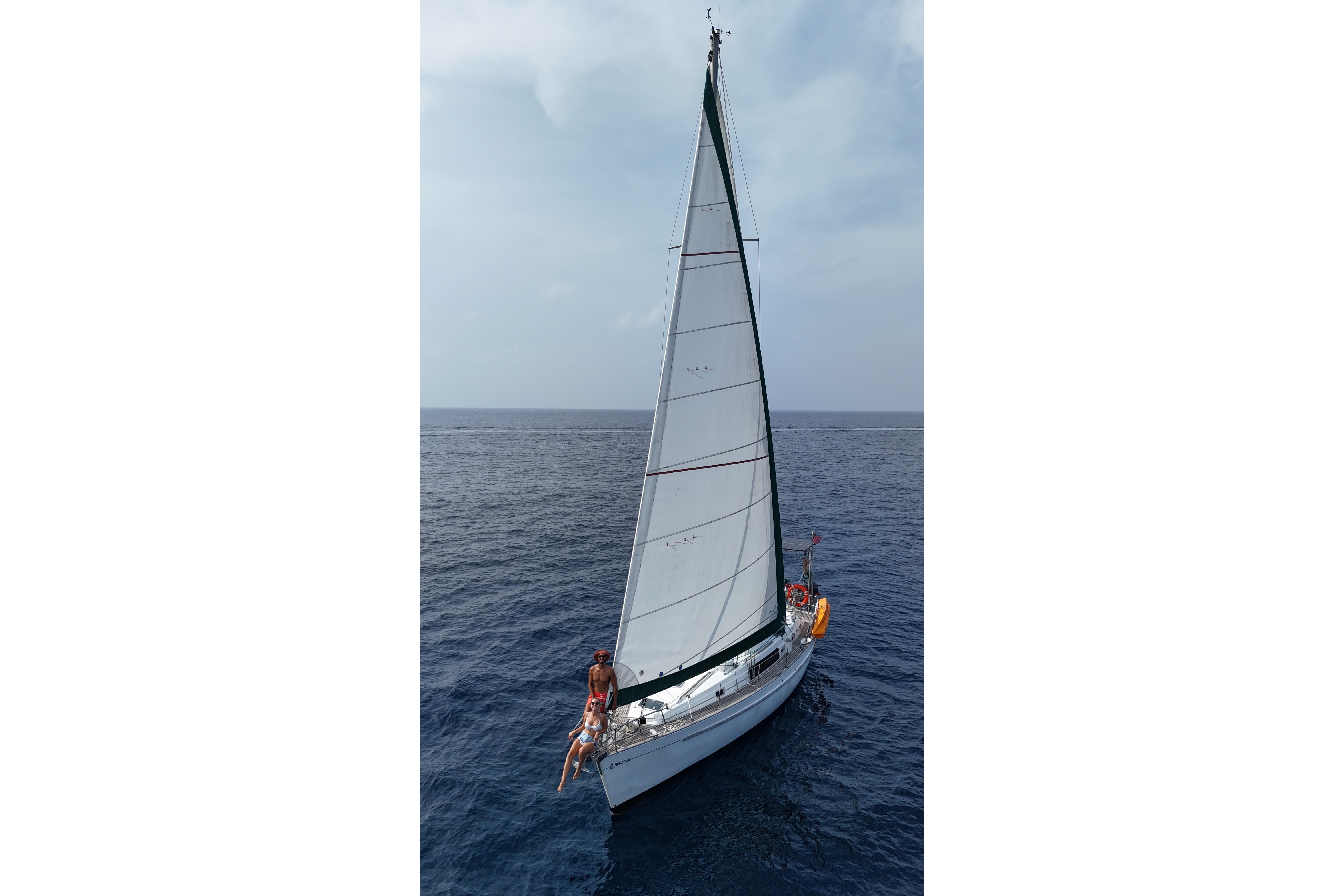 1998 Beneteau Oceanis Clipper 40 CC